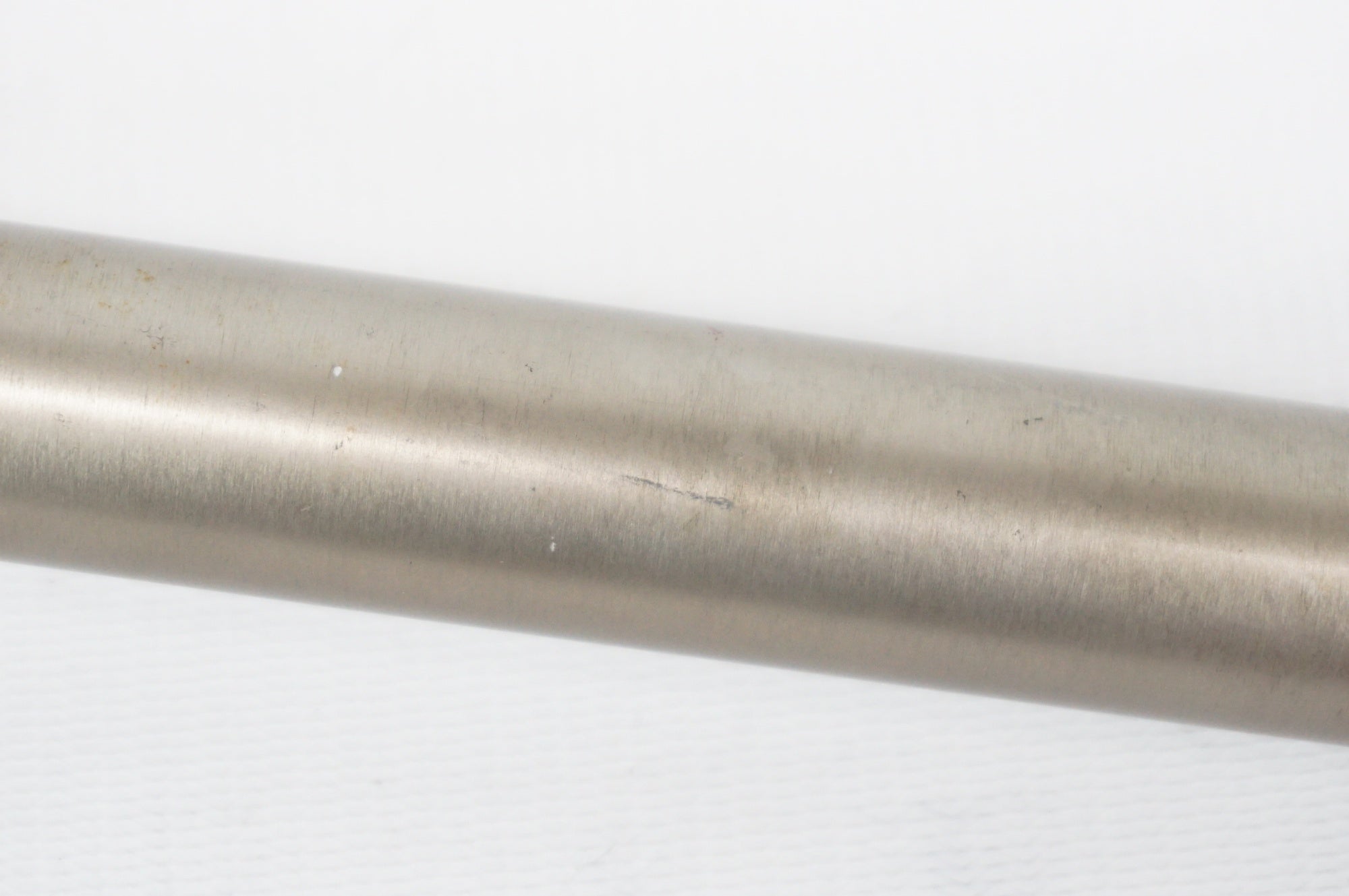 STRONG 「ストロング」 Φ26.4 300mm シートポスト / 阪急塚口店