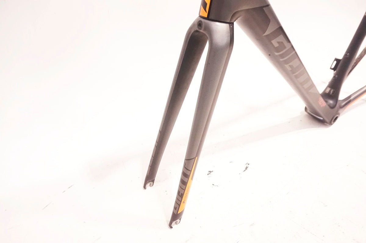 ジャンク GIANT 「ジャイアント」 TCR ADVANCED1 KOM 2018年モデル フレームセット