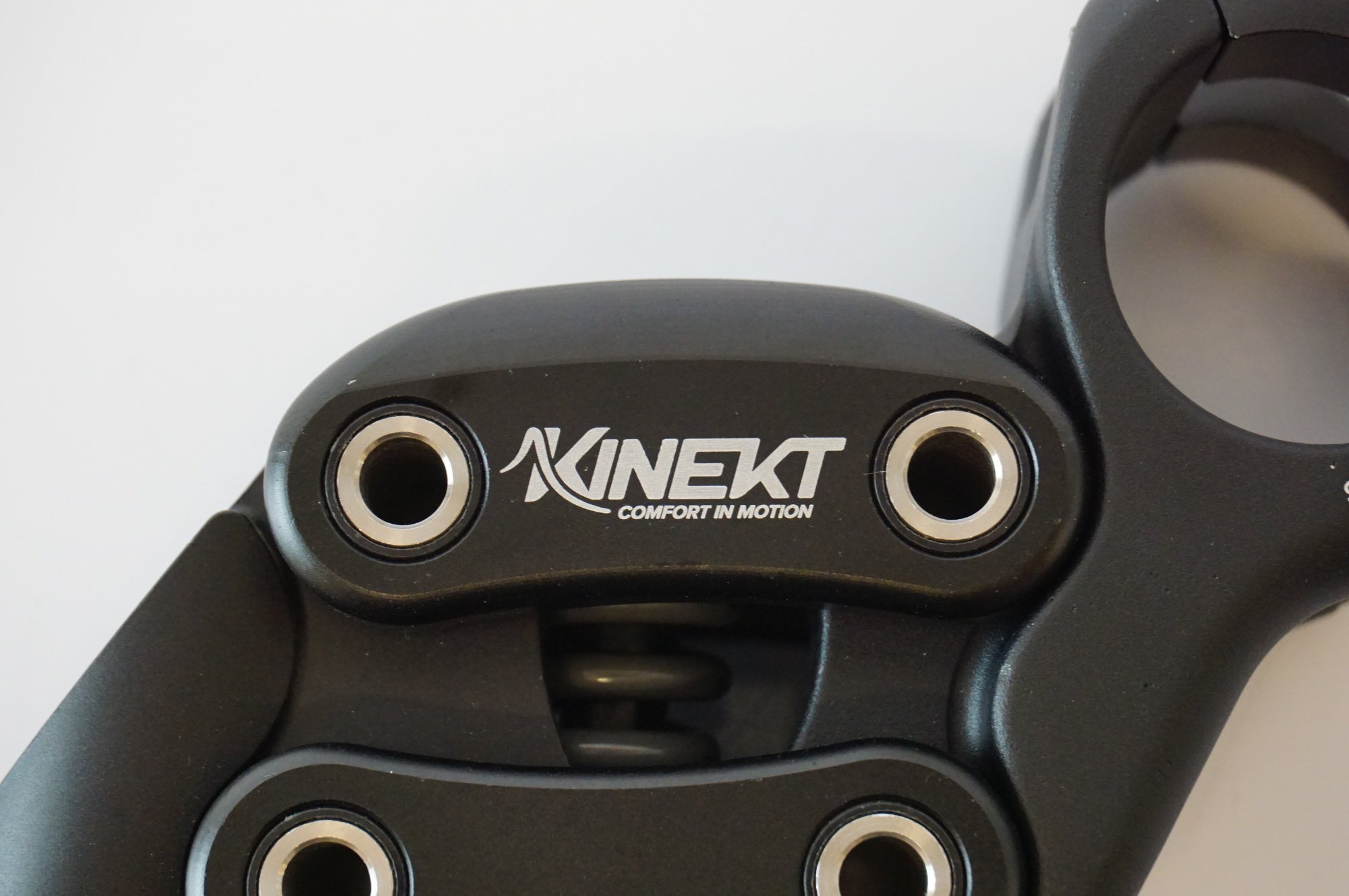 KINEKT 「キネクト」 サスペンション φ31.8 100mmx50° ステム / 浜松店