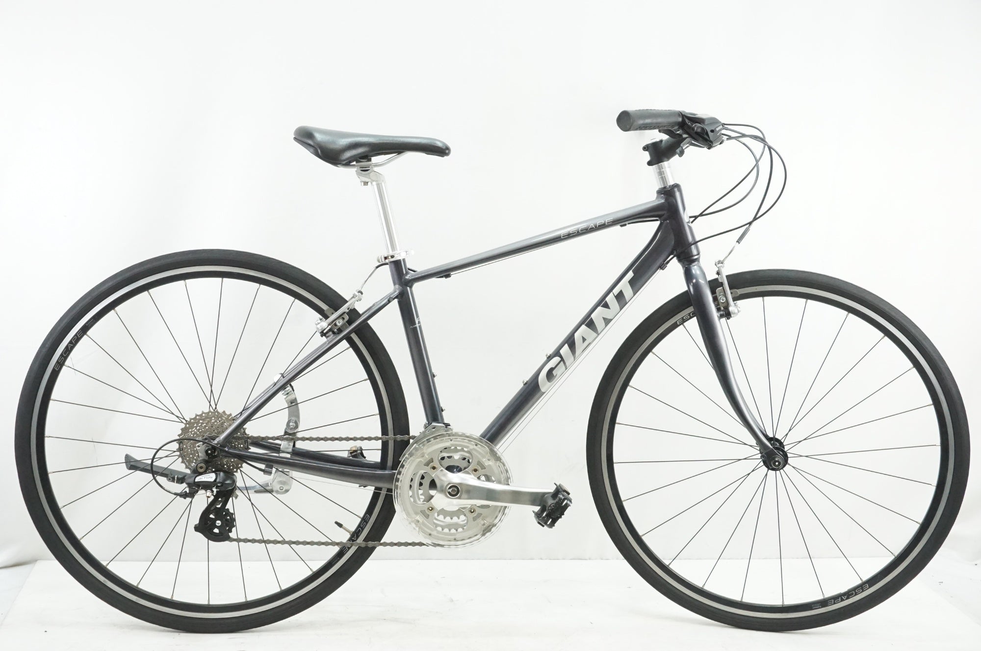 GIANT 「ジャイアント」 ESCAPE R3 2020年モデル クロスバイク / 大宮店