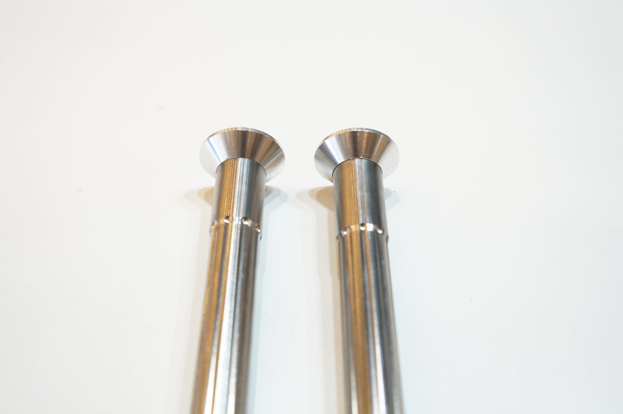 Ti-PARTS TITANIUM 「ティーアイパーツ チタニウム」 SPECIALIZED 118/162mm チタニウム スルーアクスル / バイチャリ浦和ベース