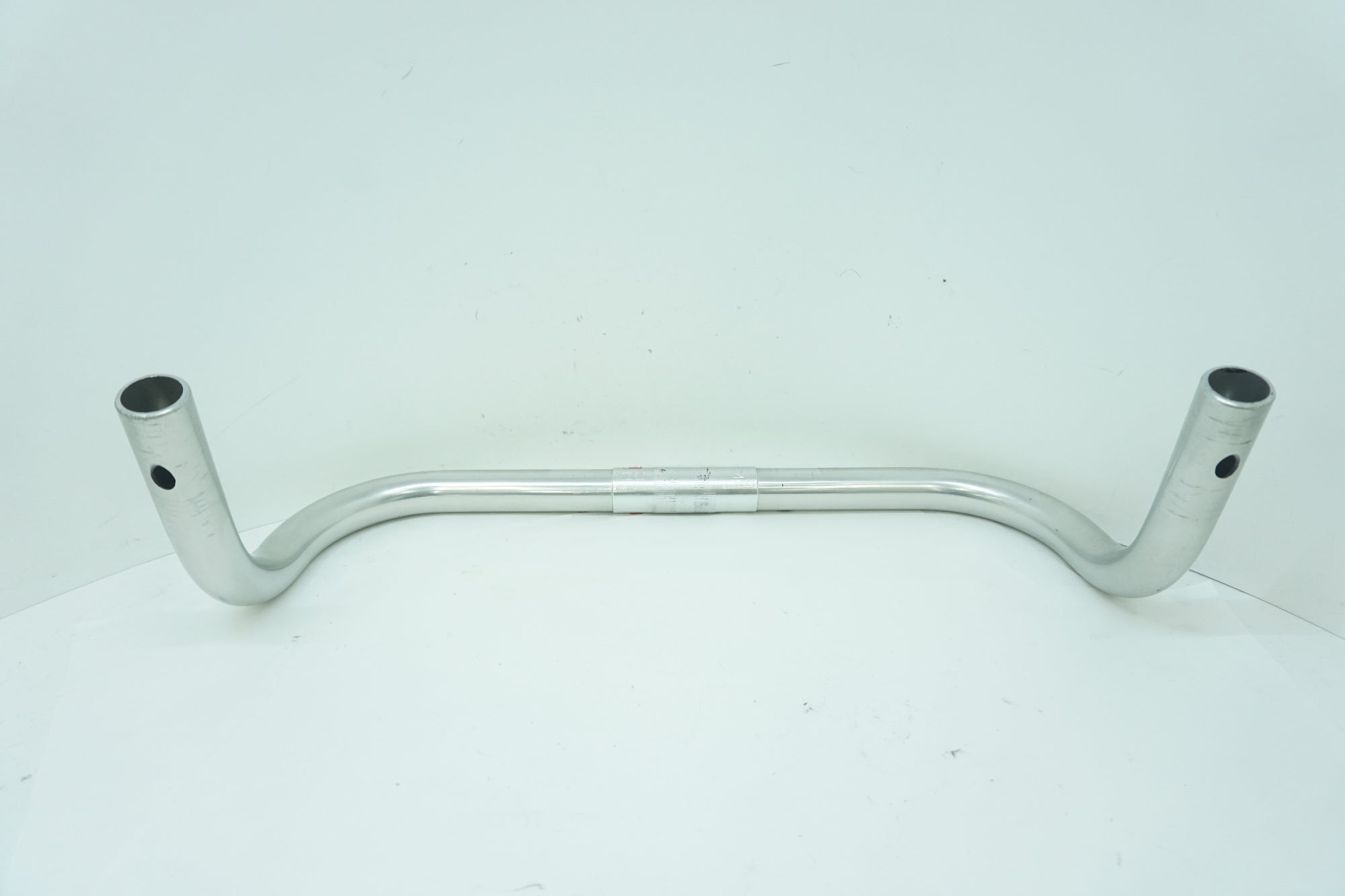 NITTO 「ニットー」 AERO DYNAMICS Φ25.4 3800mm ブルホーン ハンドル / 大阪美原北インター店