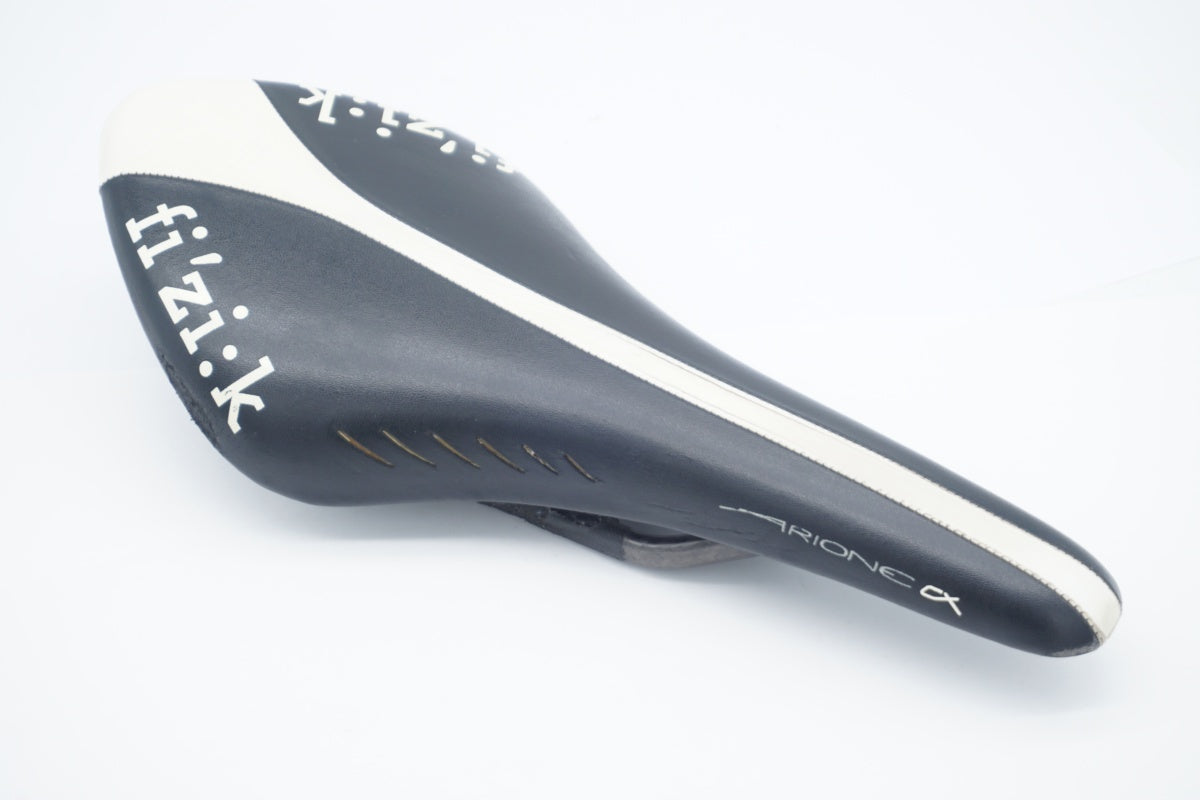 FIZIK 「フィジーク」 ARIONE CX カーボンレール サドル / 滋賀大津店