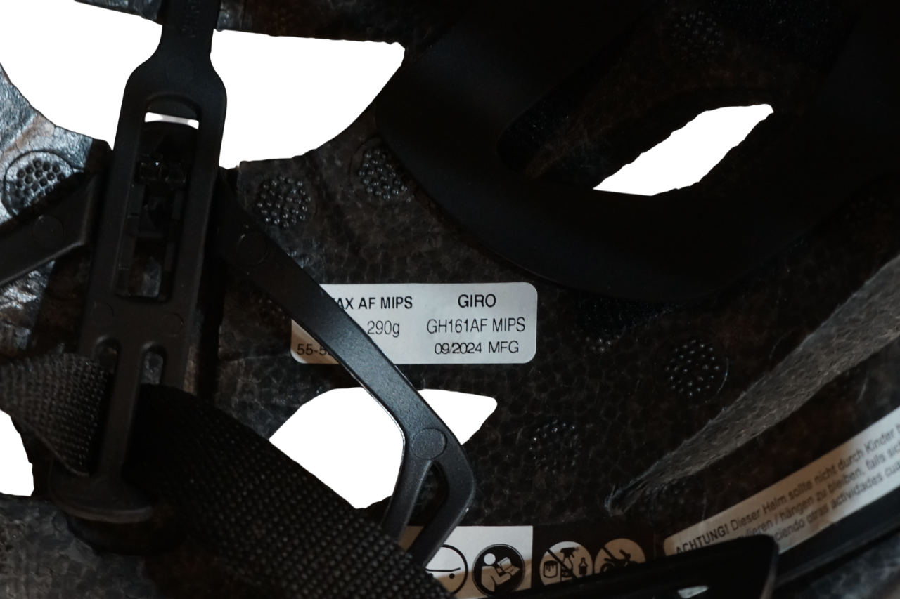 GIRO 「ジロ」 SYNTAX AF MIPS Mサイズ ヘルメット / バイチャリ浦和ベース