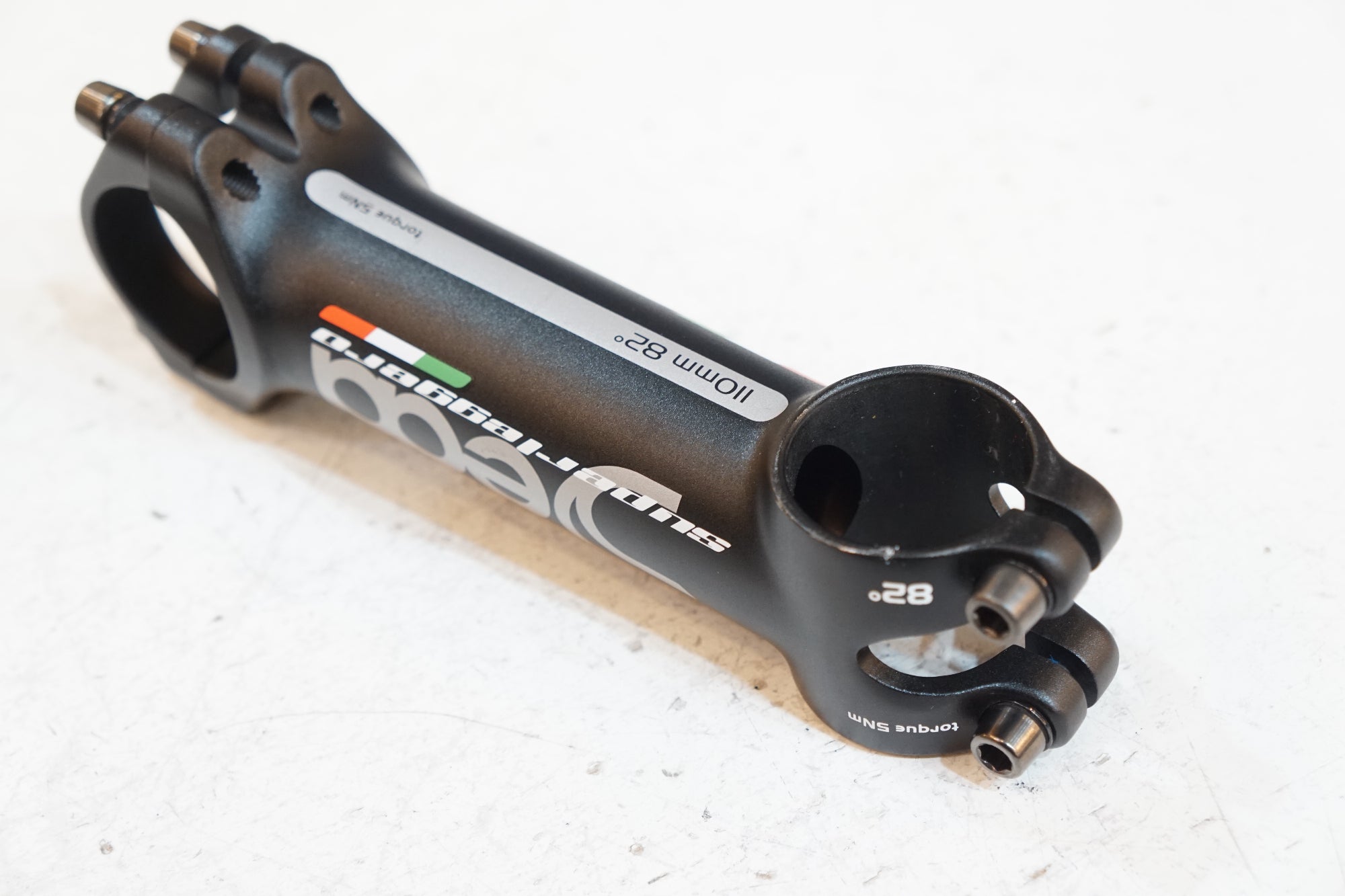 DEDA 「デダ」 SUPERLEGGERO φ31.7 110mm 82° ステム / バイチャリ浦和ベース