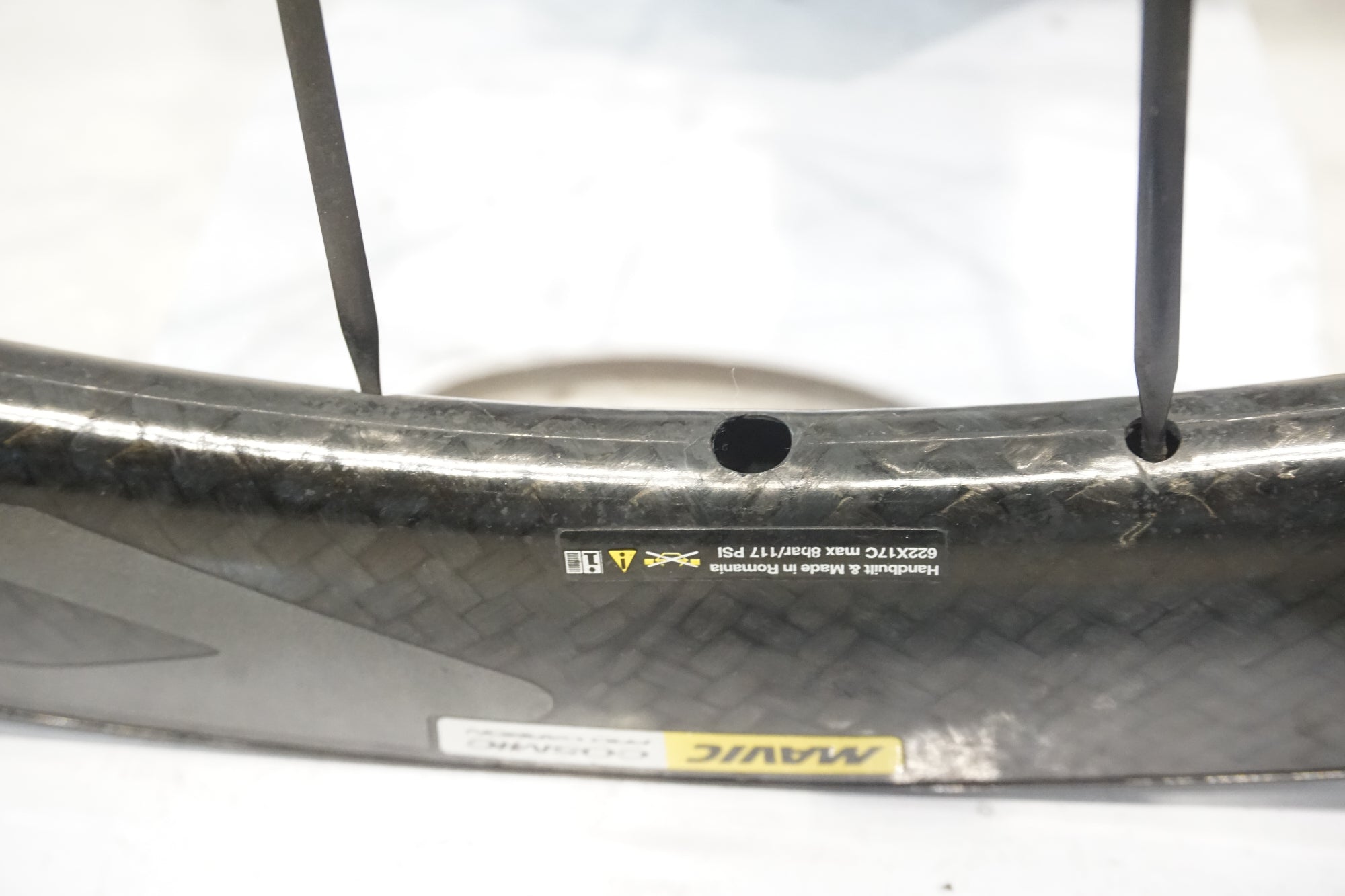 MAVIC 「マビック」 COSMIC CARBON PRO DISC シマノ11速 ホイールセット / 横浜戸塚店
