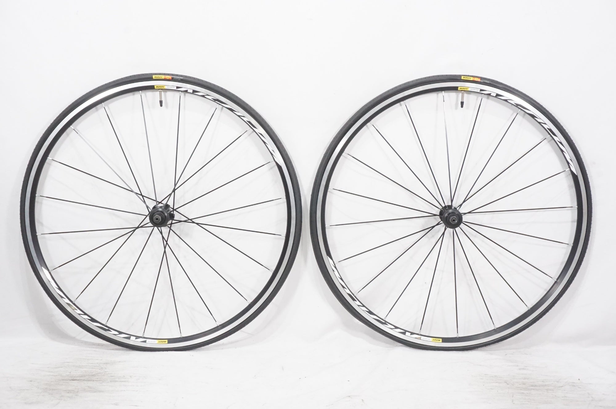 MAVIC 「マヴィック」 AKSIUM シマノ11速 ホイールセット / AKIBA店