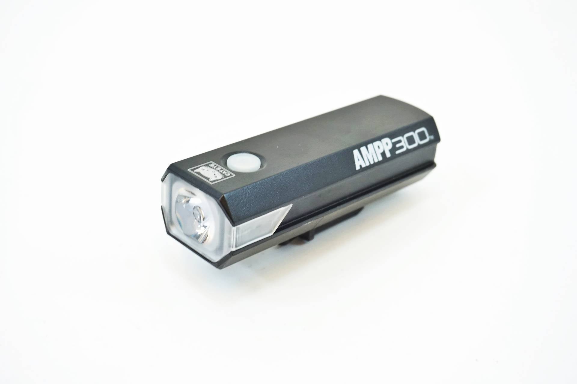 CATEYE 「キャットアイ」 AMPP300 フロントライト / 有明ガーデン店