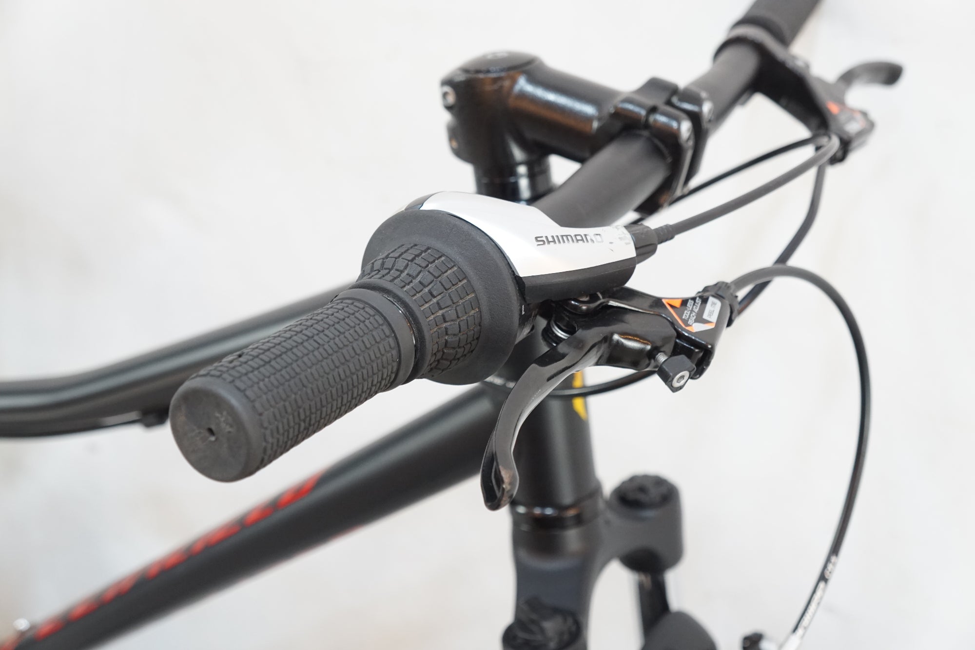 SPECIALIZED 「スペシャライズド」 HOTROCK24 2019年モデル 24インチ キッズバイク / バイチャリ浦和ベース