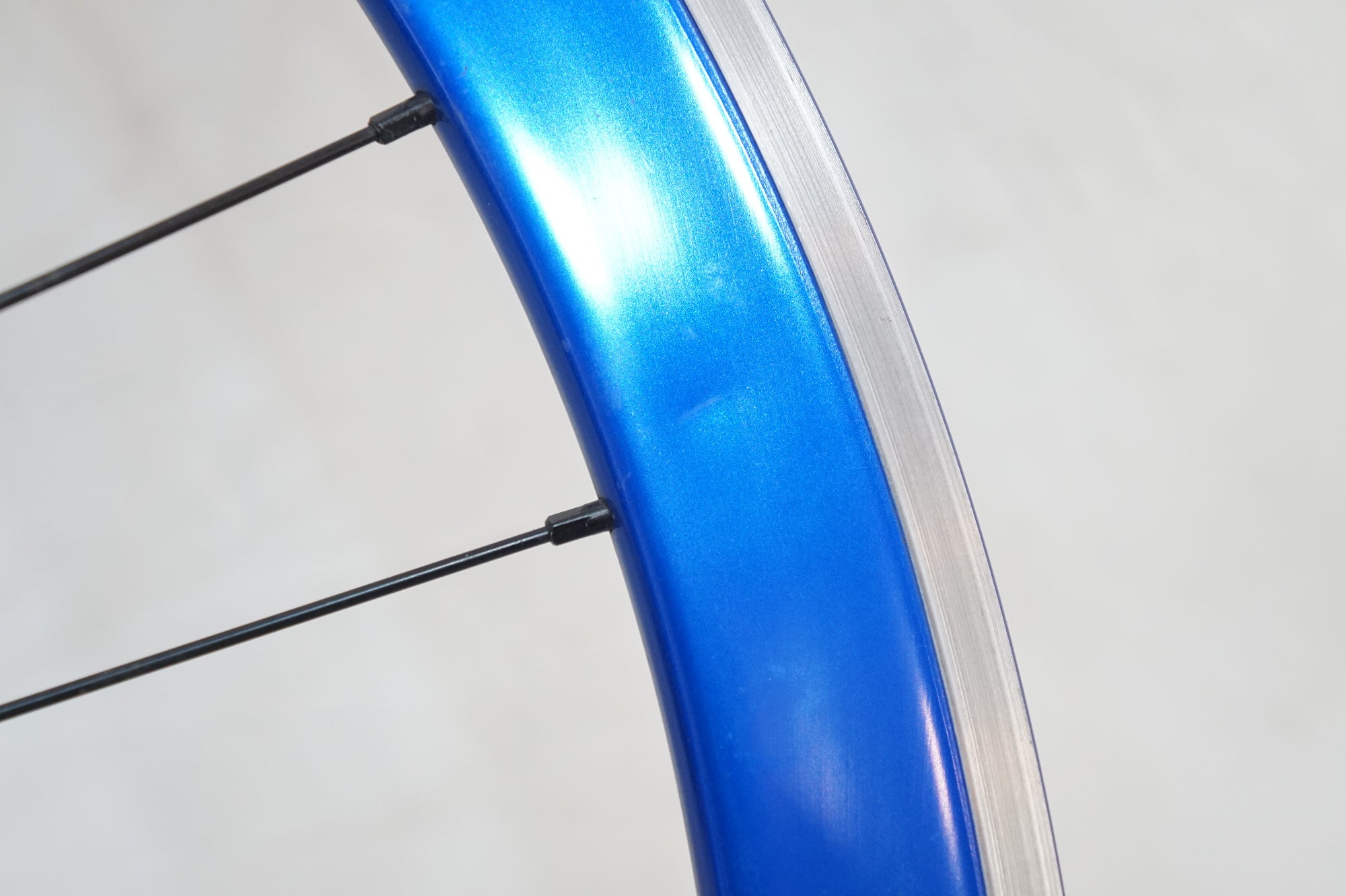 H PLUS SON 「エイチプラスサン」 GRALUS SON GRAM COMPEハブ 手組 フロントホイール / バイチャリ浦和ベース