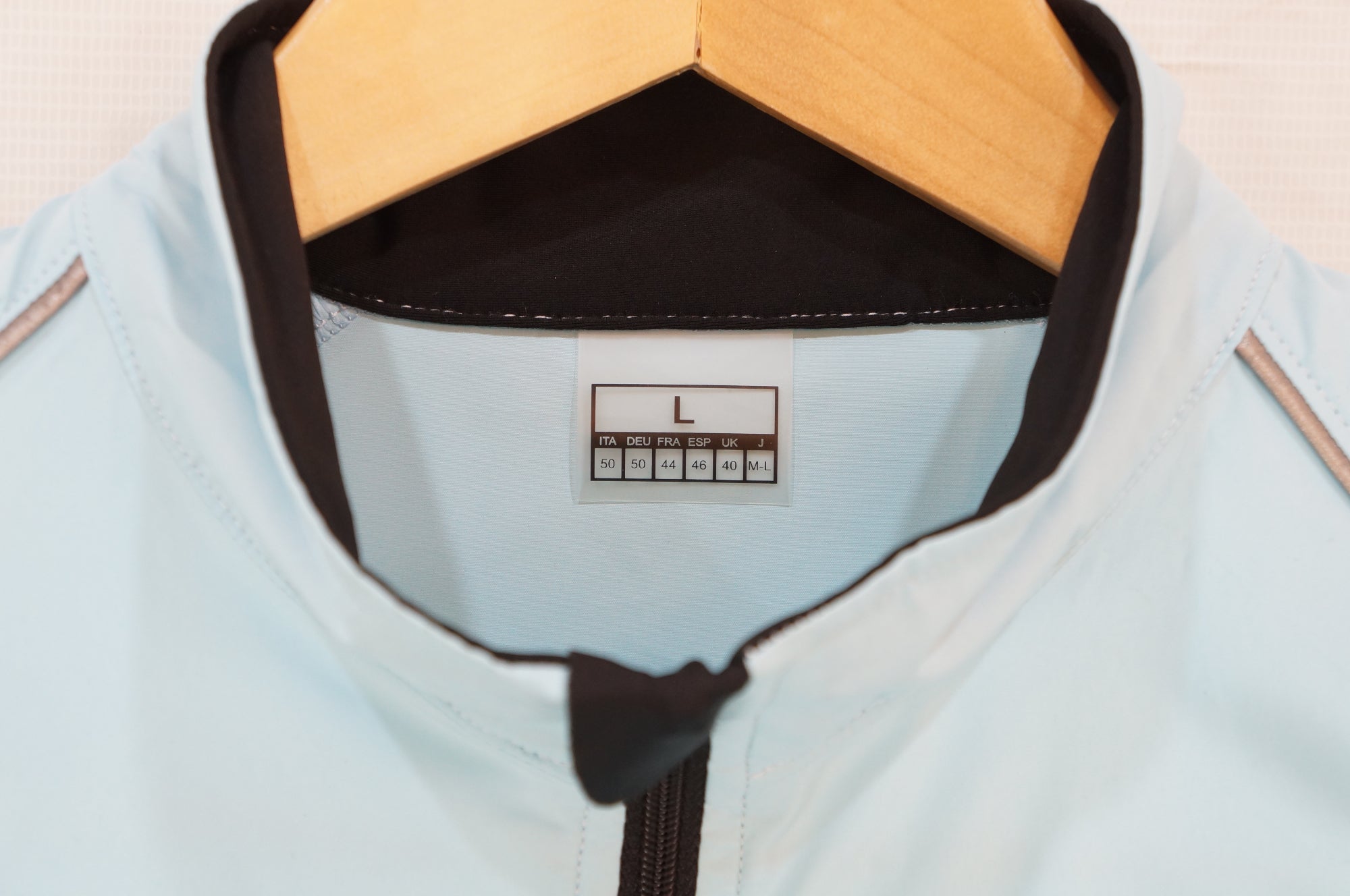 DAREVIE 「ダレビー」 Lサイズ ジャージ / バイチャリ浦和ベース