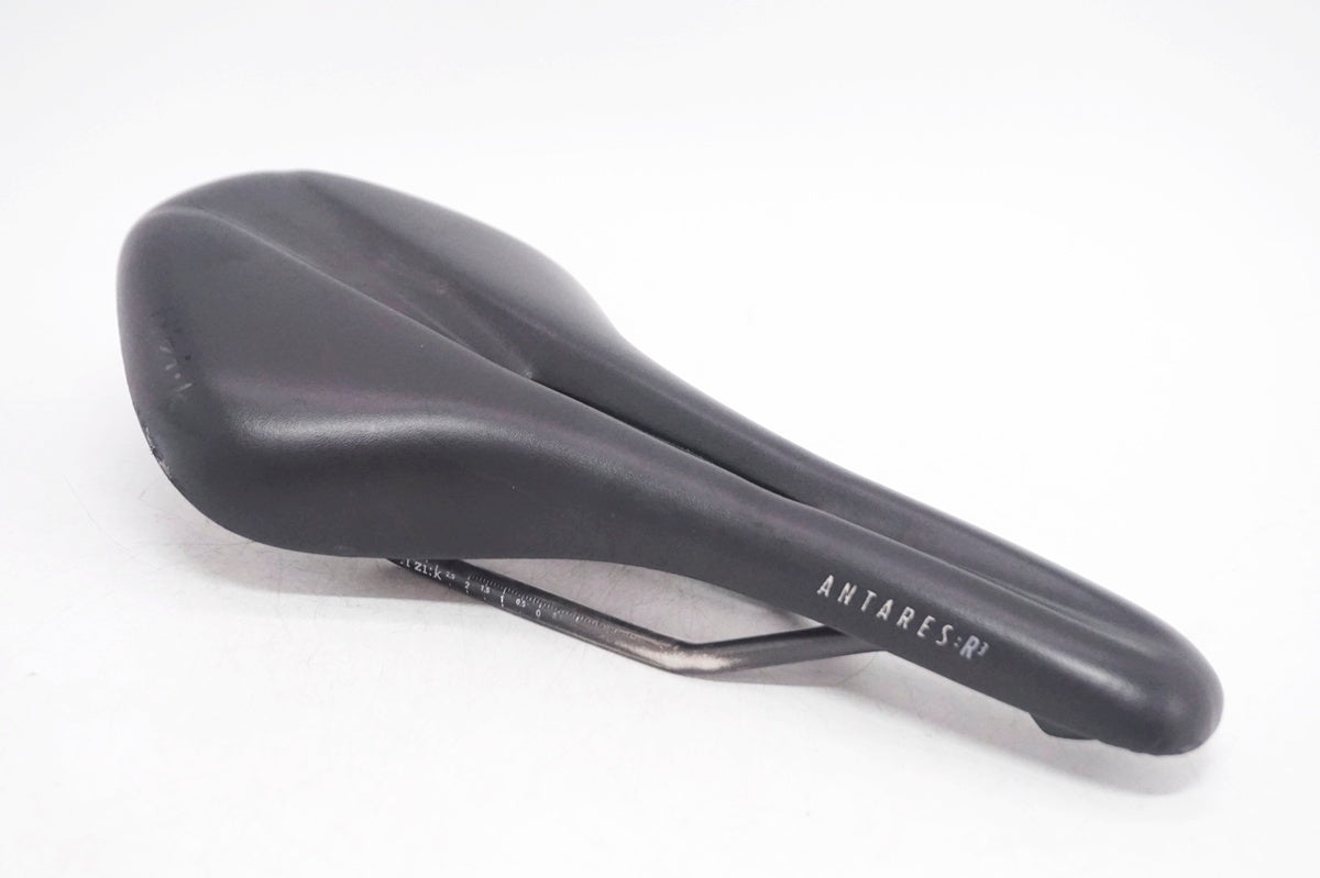 24時間内発送　送料込み　サドル　Fizik Antares R3 Open Fizik Antares R3 Open Saddle – Mike's Bikes