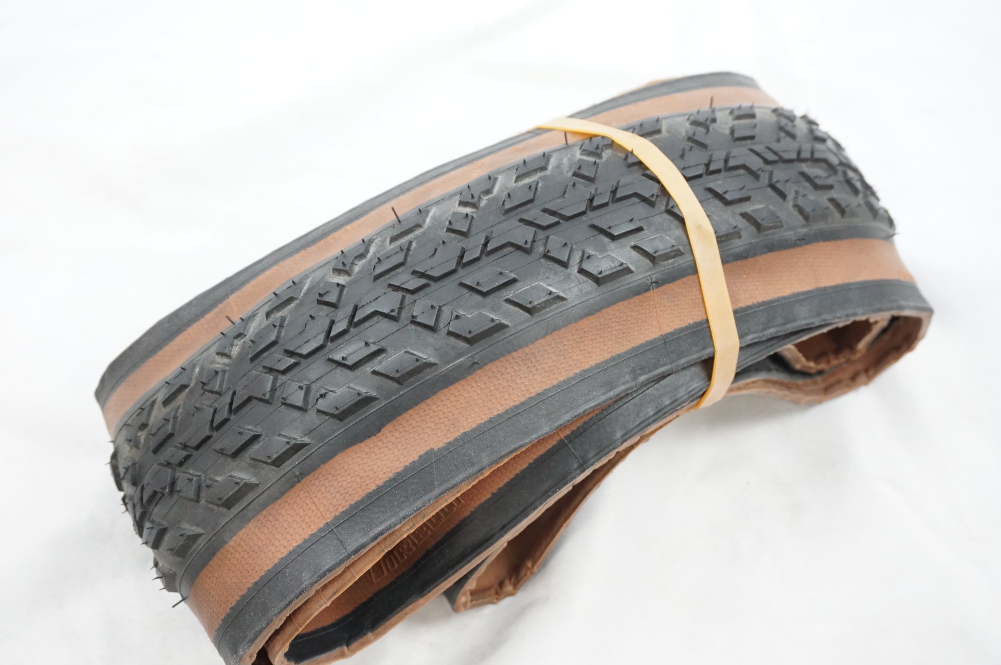 PIRELLI 「ピレリ」 CINTURATO GRAVEL M 27.5x1.8 タイヤ / 川越店