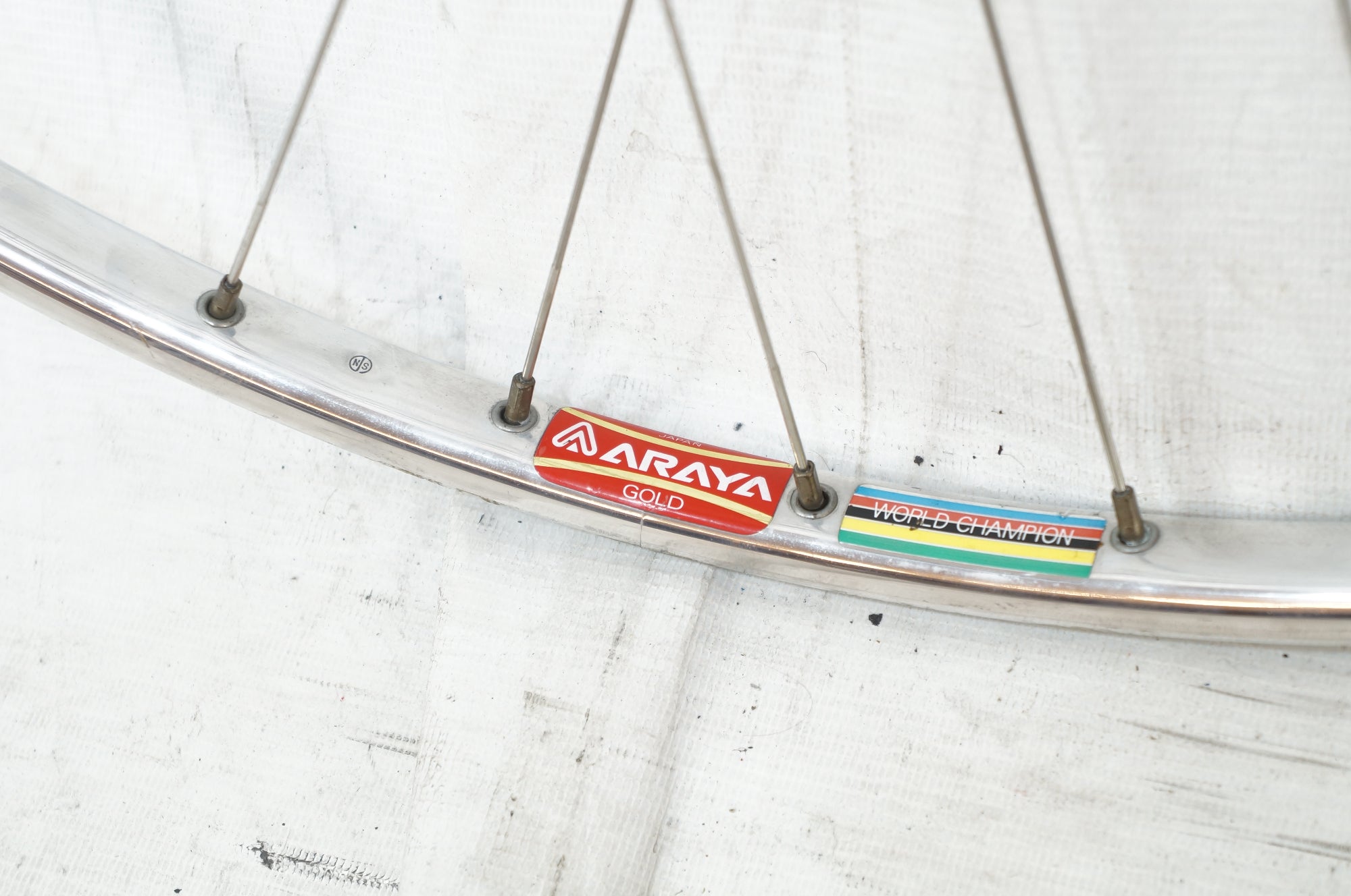 SHIMANO 「シマノ」 DURA-ACE HB-7600 ARAYA GOLD ホイールセット / バイチャリ浦和ベース