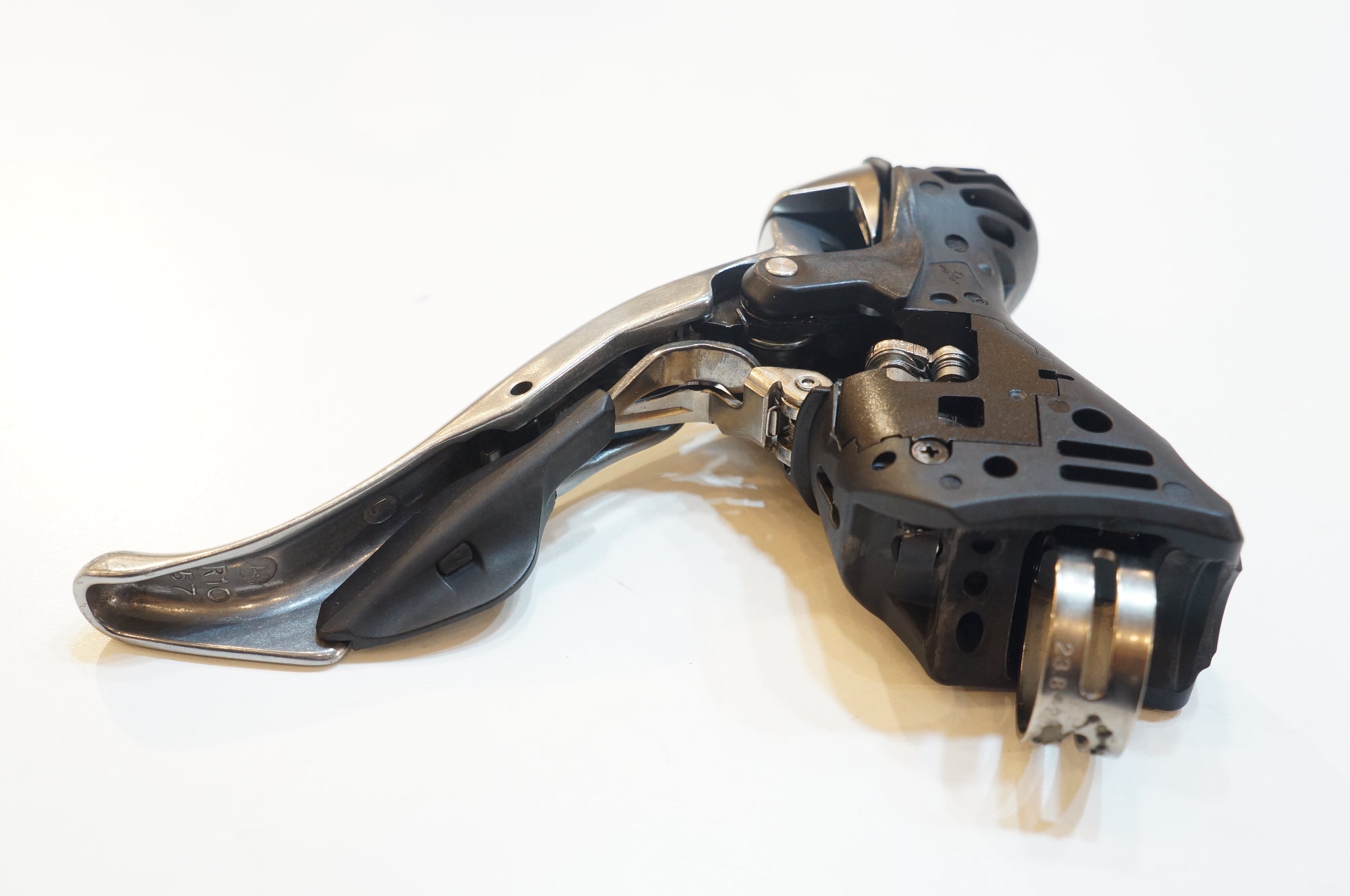 SHIMANO 「シマノ」 105 ST-5700 デュアルコントロールレバー / バイチャリ浦和ベース