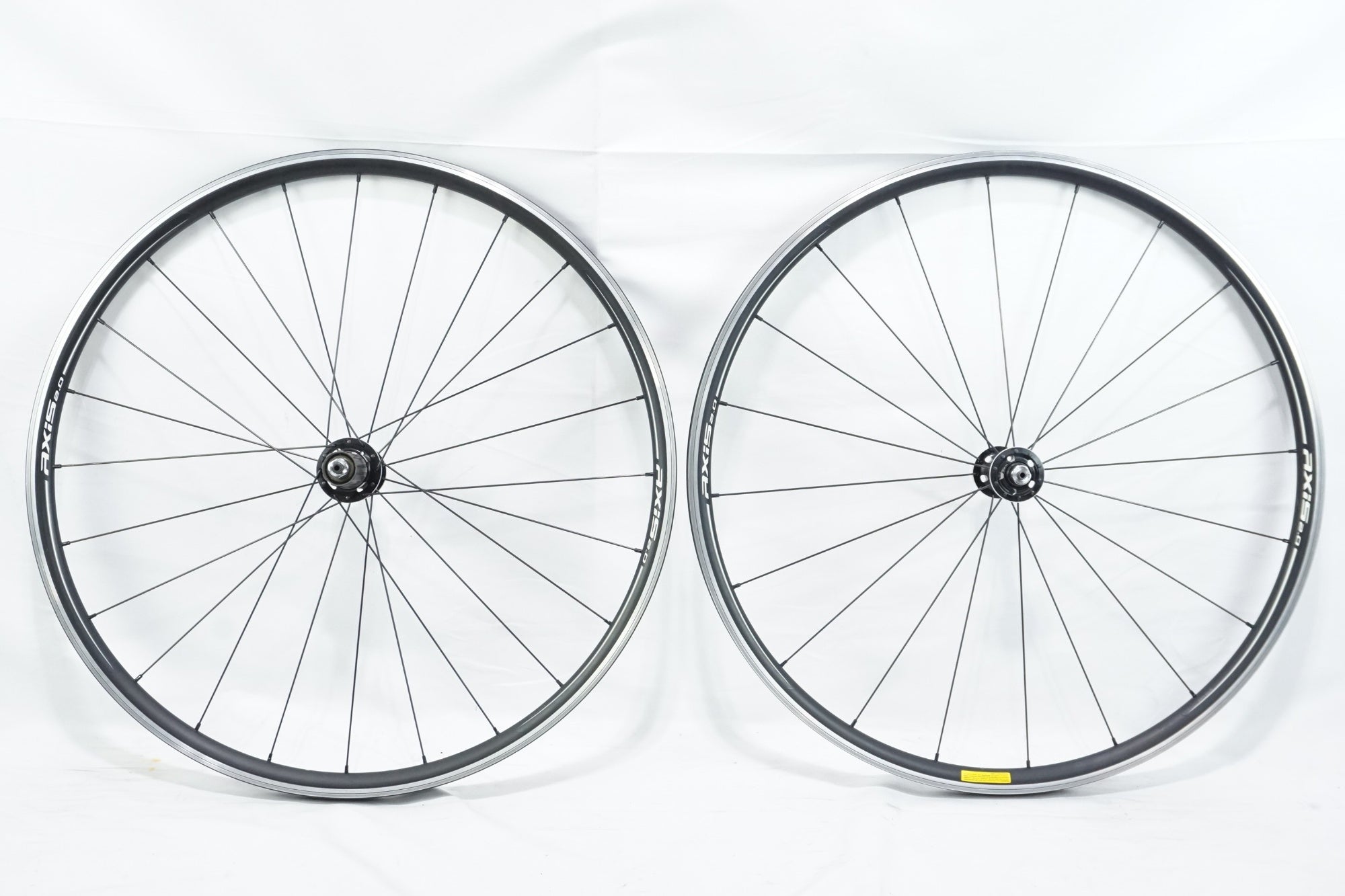 AXIS 「アクシス」 2.0 シマノ11速 ホイールセット / 中目黒店