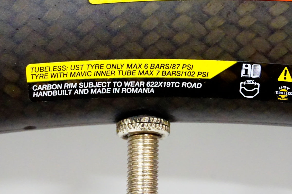 MAVIC 「マヴィック」 COSMIC PRO CARBON SL UST シマノ11速 ホイールセット / 名古屋大須店