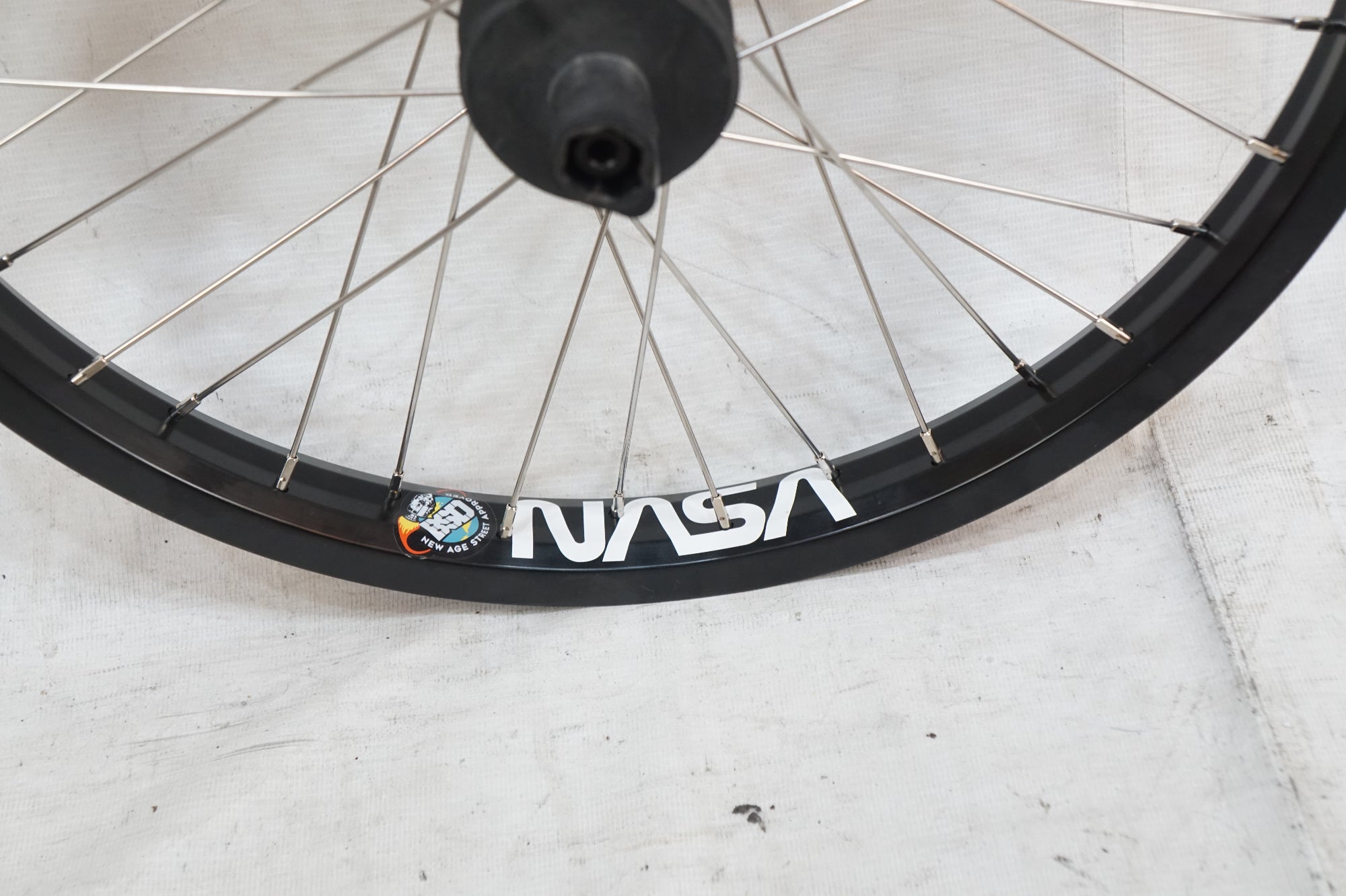 BSD 「ビーエスディー」 REVOLUTION HUB + NASA RIM リアホイール / バイチャリ浦和ベース