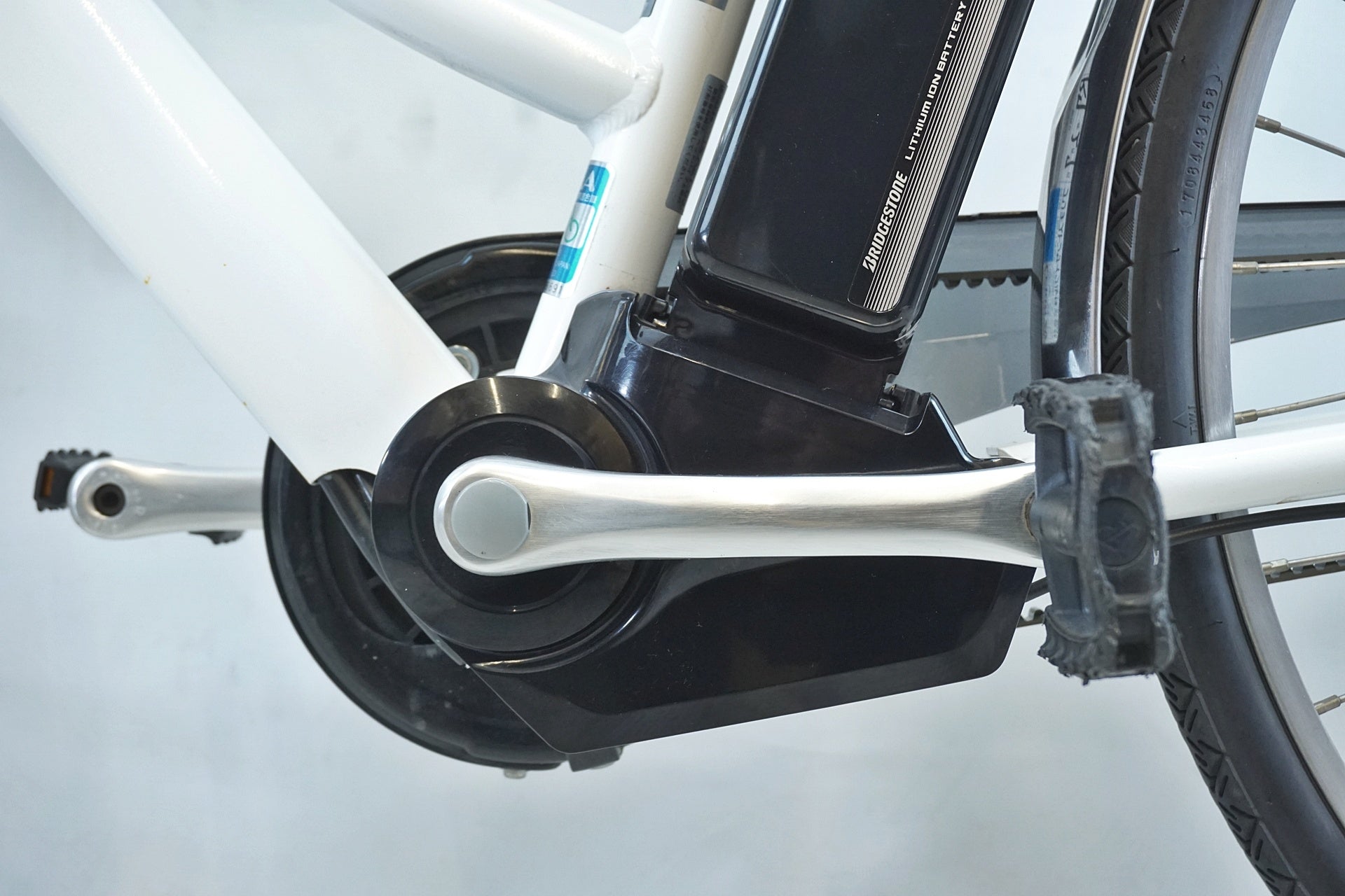 BRIDGESTONE 「ブリヂストン」 アルベルトe A6LB45 2024年モデル 電動アシスト自転車 / 有明ガーデン店