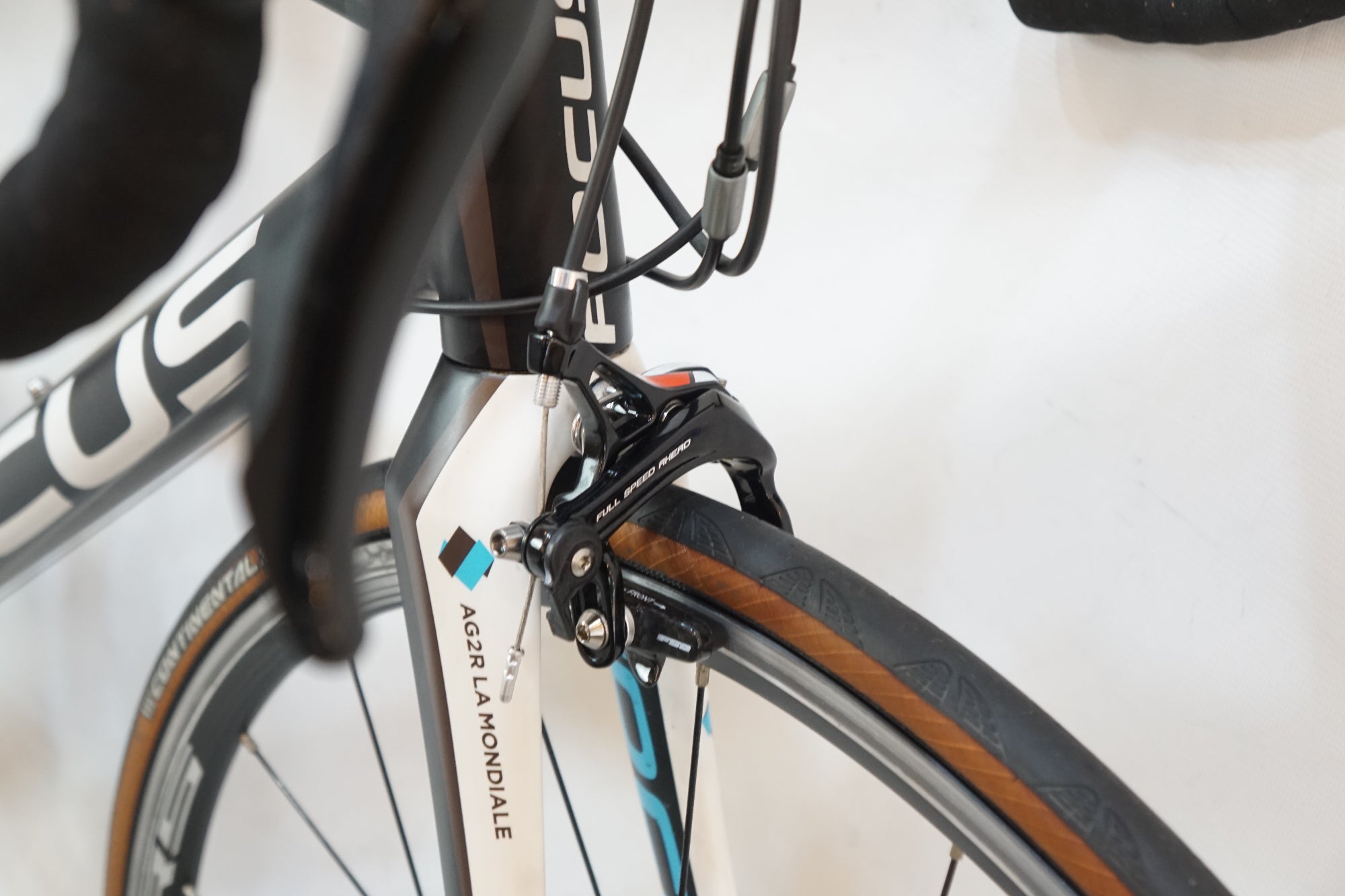 FOCUS 「フォーカス」 CULEBRO SL 2.0 2015年モデル ロードバイク / バイチャリ浦和ベース