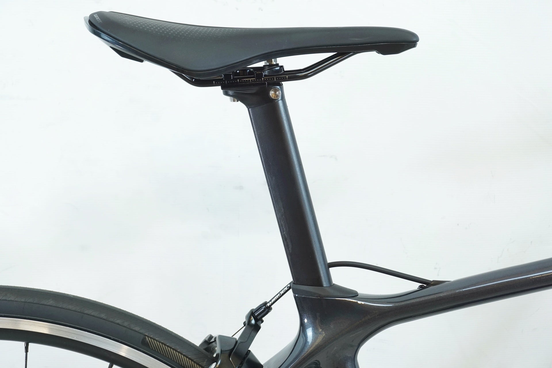 GIANT 「ジャイアント」 TCR ADVANCED 2 KOM 2023年モデル ロードバイク / 有明ガーデン店