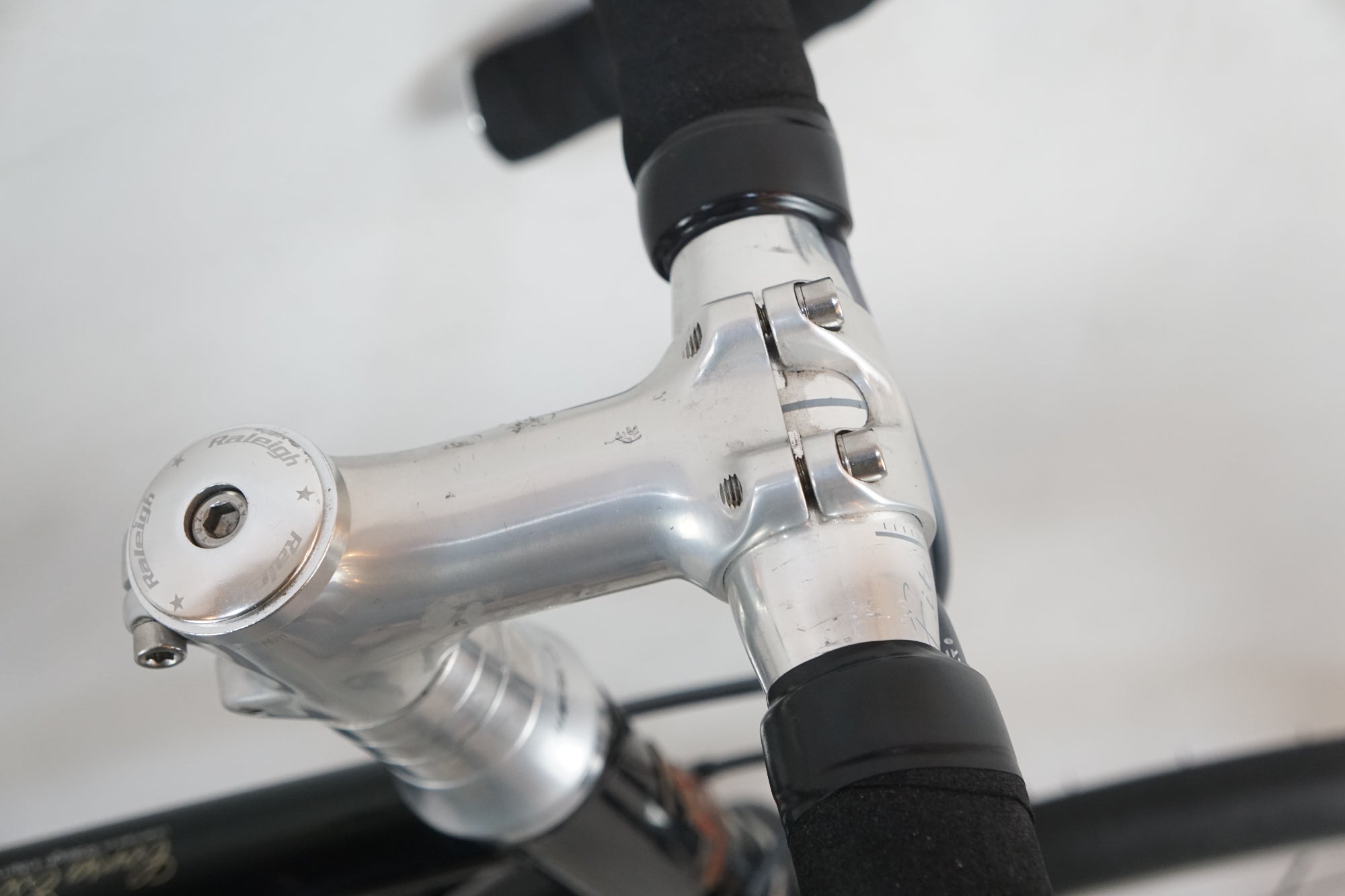 RALEIGH 「ラレー」 CRF CARLTON-F 2017年モデル ロードバイク / バイチャリ浦和ベース