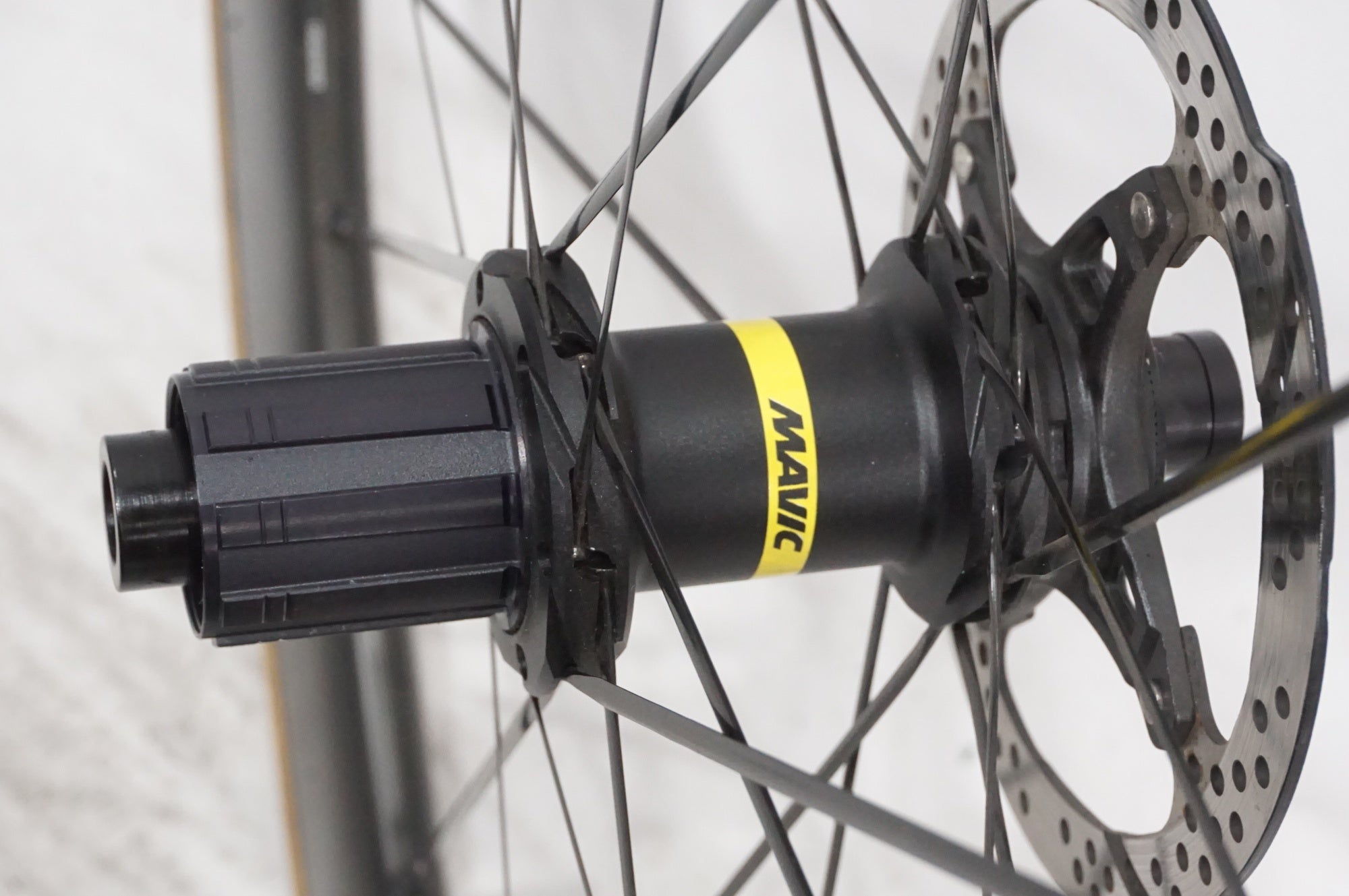 MAVIC 「マヴィック」 COSMIC SLR 65 DISC シマノ11速 ホイールセット / AKIBA店