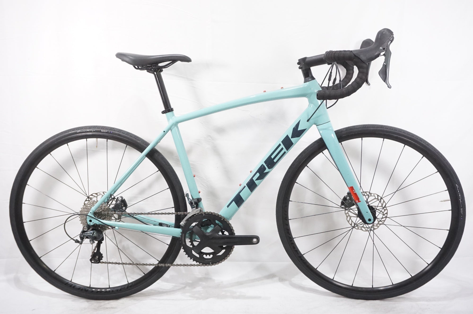 TREK 「トレック」 DOMANE AL4 GEN4 2023年モデル ロードバイク