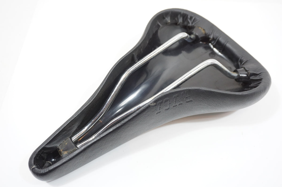 CINELLI 「チネリ」 UNICANITOR SADDLE BARRY MCGEE サドル / 世田谷店