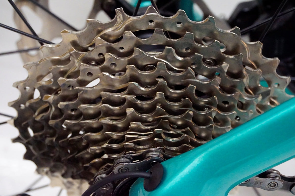 BIANCHI 「ビアンキ」 OLTRE COMP 105 Di2 2026年モデル ロードバイク / 名古屋大須店