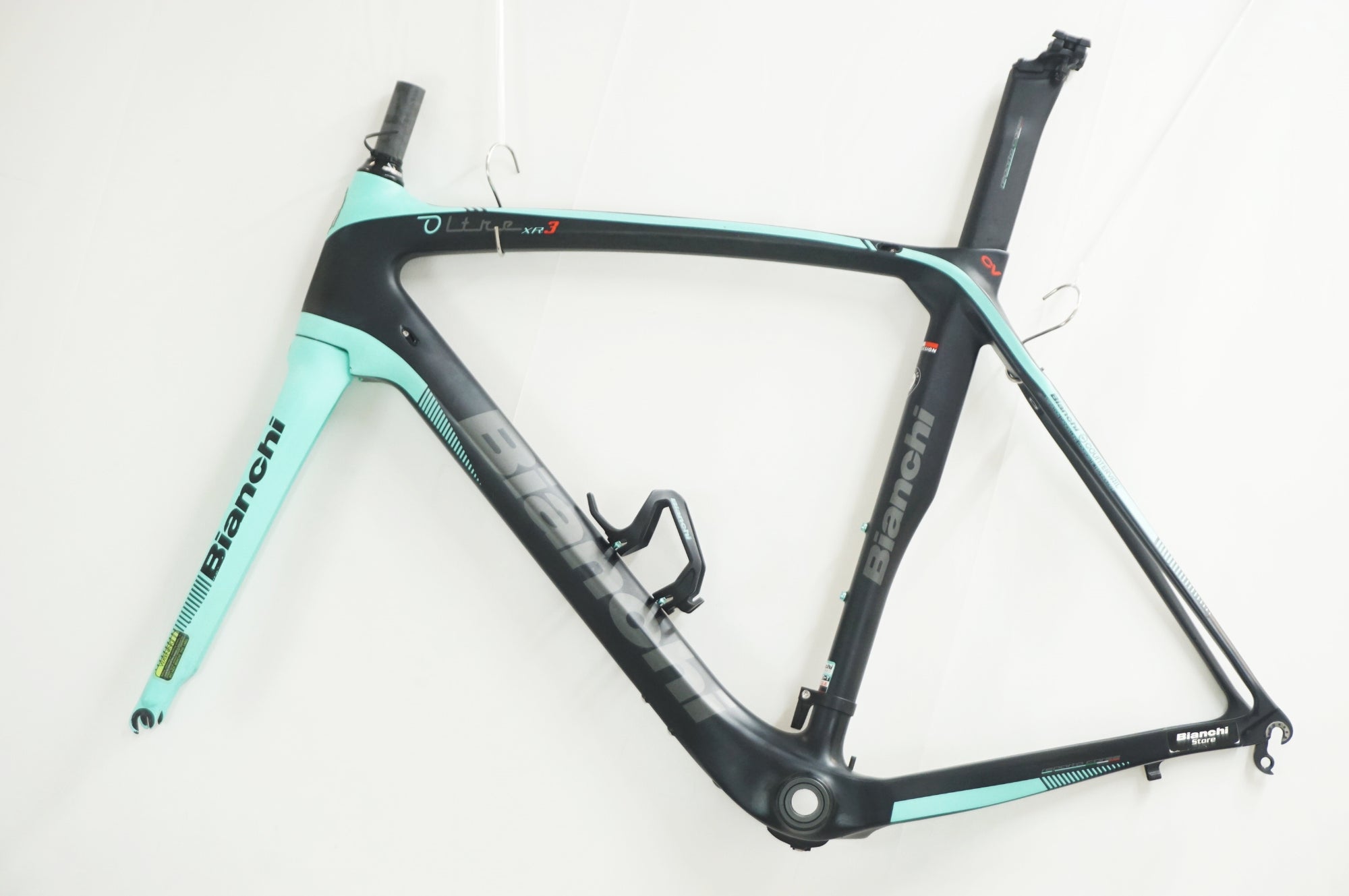 BIANCHI 「ビアンキ」 OLTRE XR3 2017年モデル フレームセット / 福岡店