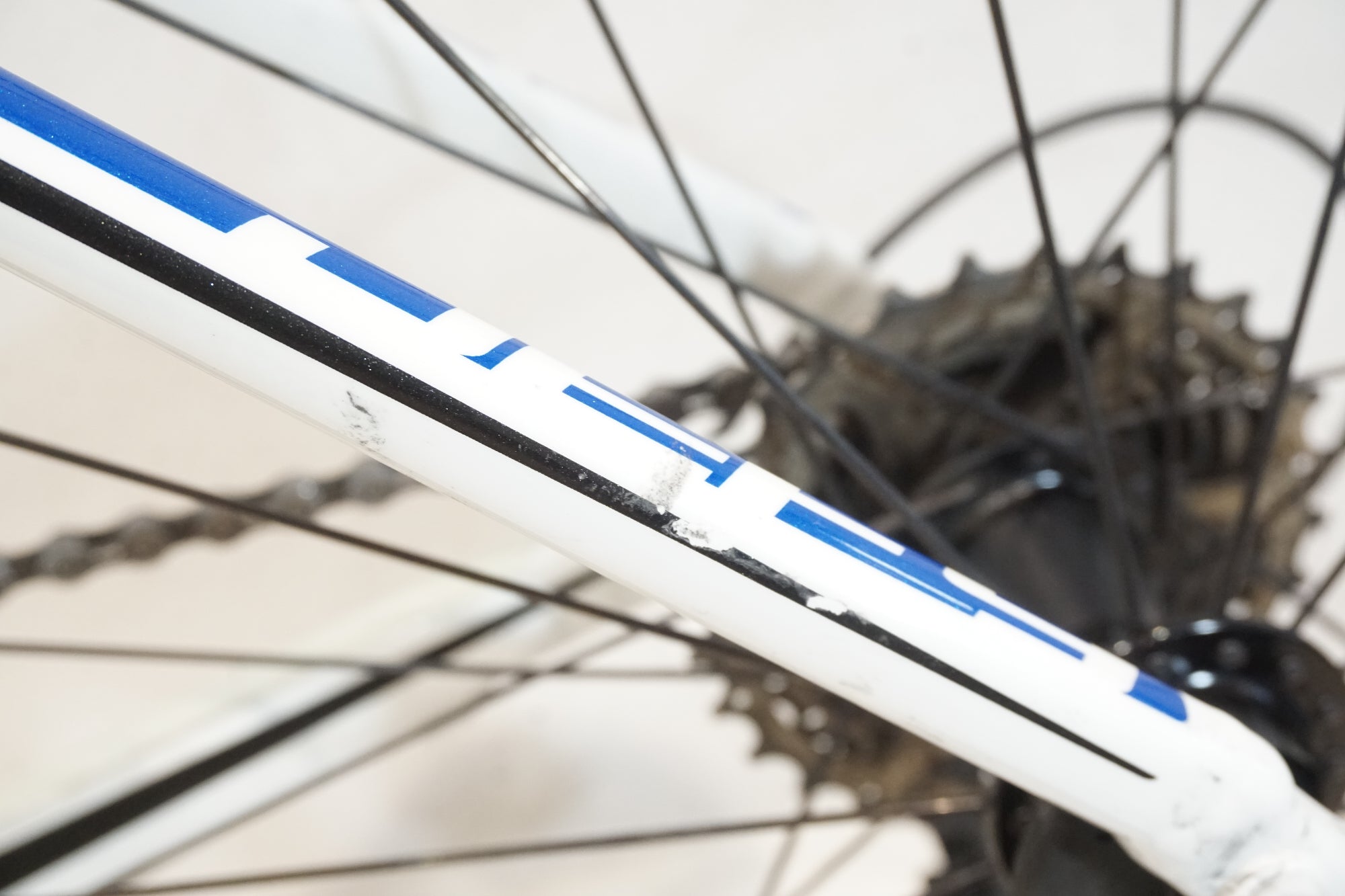 GIANT 「ジャイアント」 DEFY 1 2012年モデル ロードバイク / 横浜戸塚店