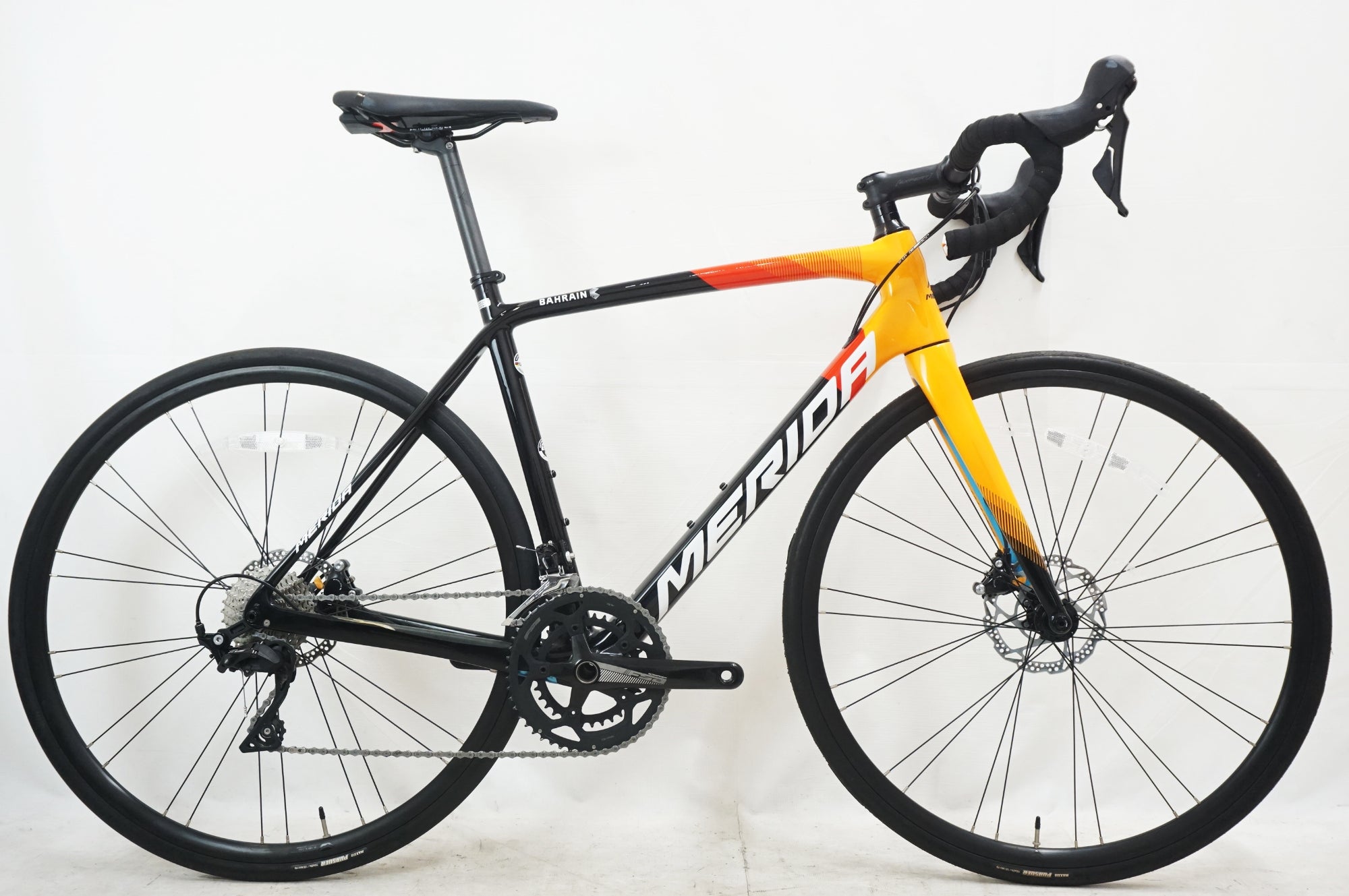 MERIDA 「メリダ」 SCULTURA 4000 DISC 2021年モデル ロードバイク