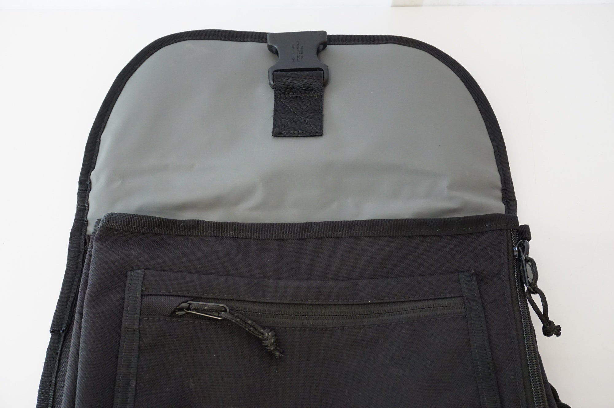 CHROME 「クローム」 VERSATILE BACKPACK フロントバッグ / 浜松店
