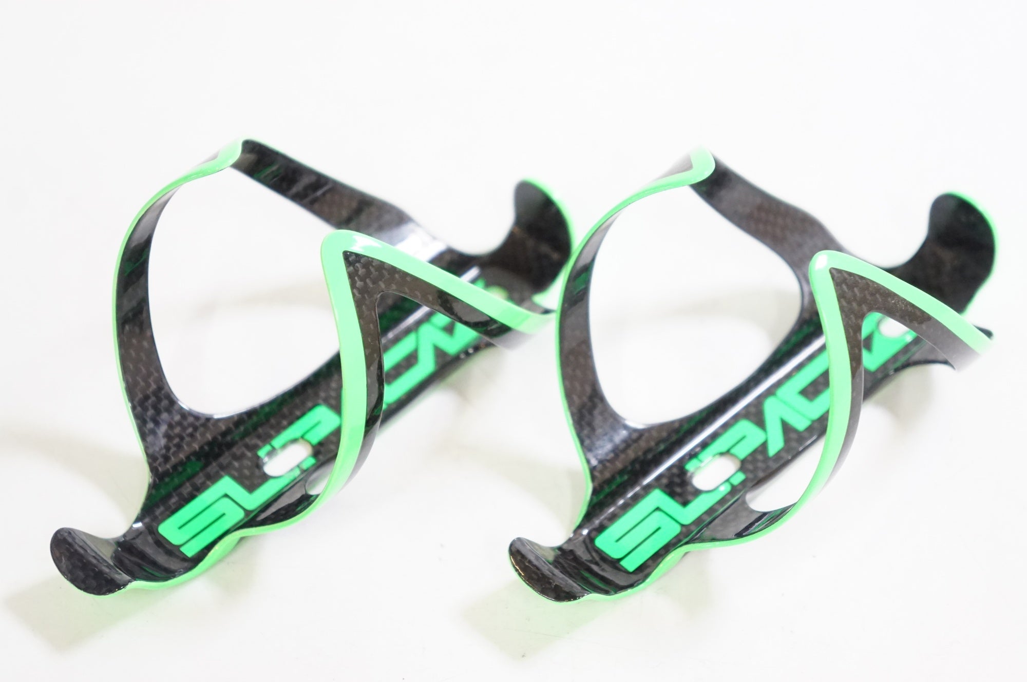 SUPACAZ 「スパカズ」 FLY CAGE CARBON ボトルケージセット / 熊谷本店