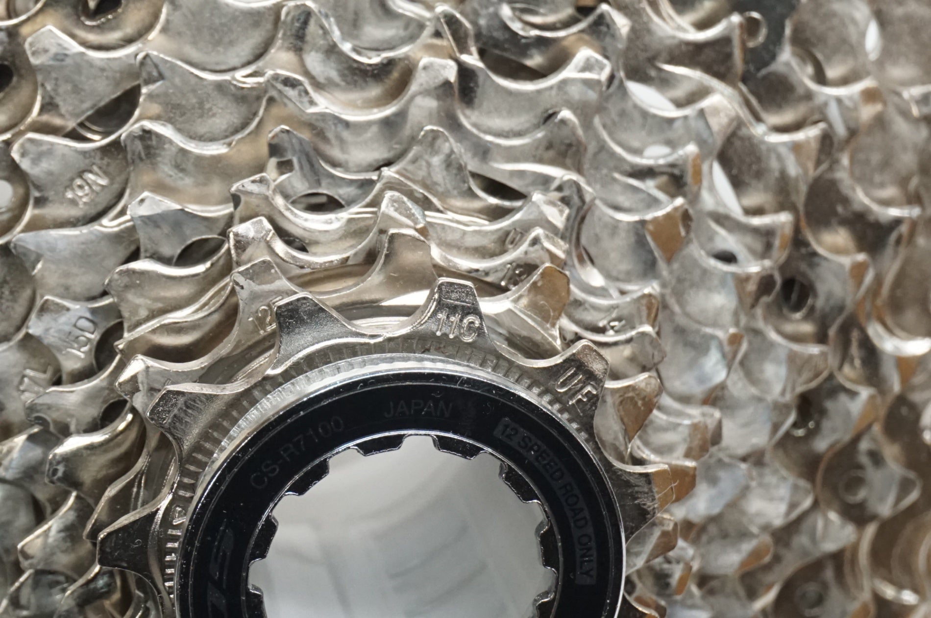 SHIMANO 「シマノ」 105 CS-R7100 11-34T スプロケット / 大宮店