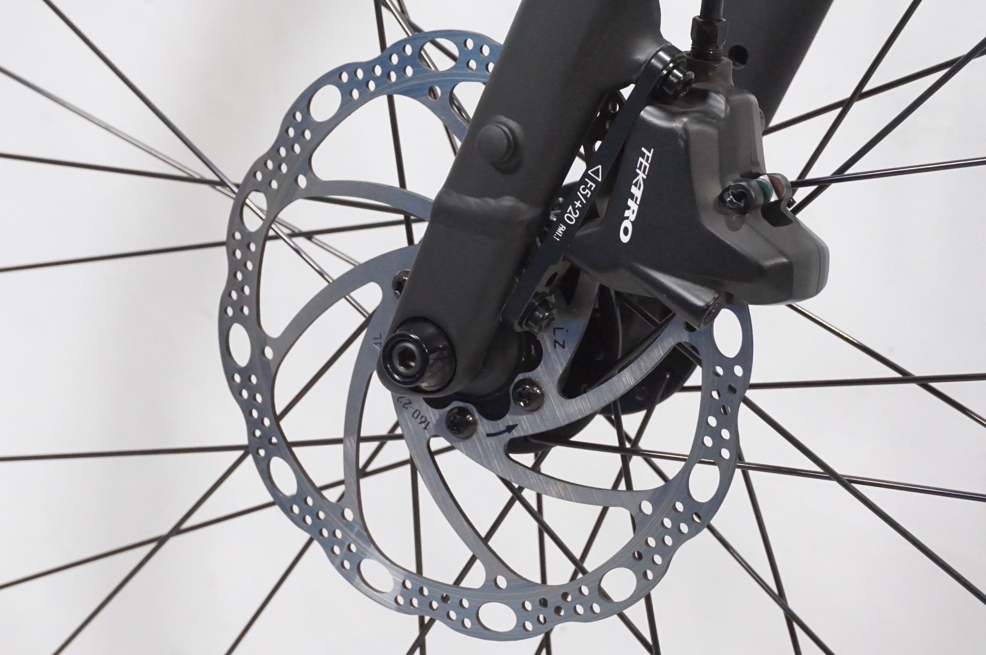 TREK 「トレック」 FX2 DISC 2025年モデル クロスバイク / AKIBA店