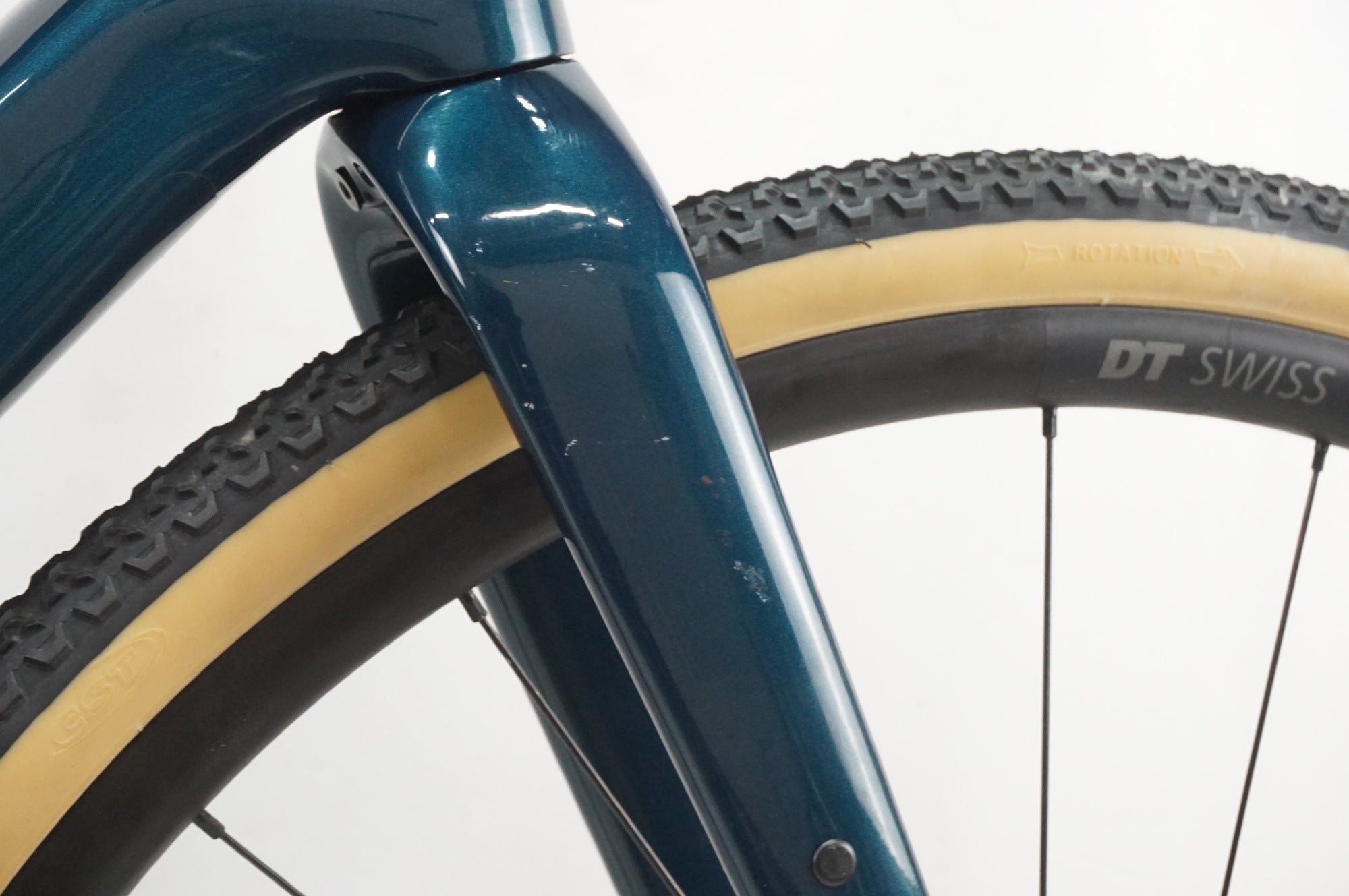 SPECIALIZED 「スペシャライズド」 DIVERGE COMP CARBON 2023年モデル グラベルロード / 大宮店