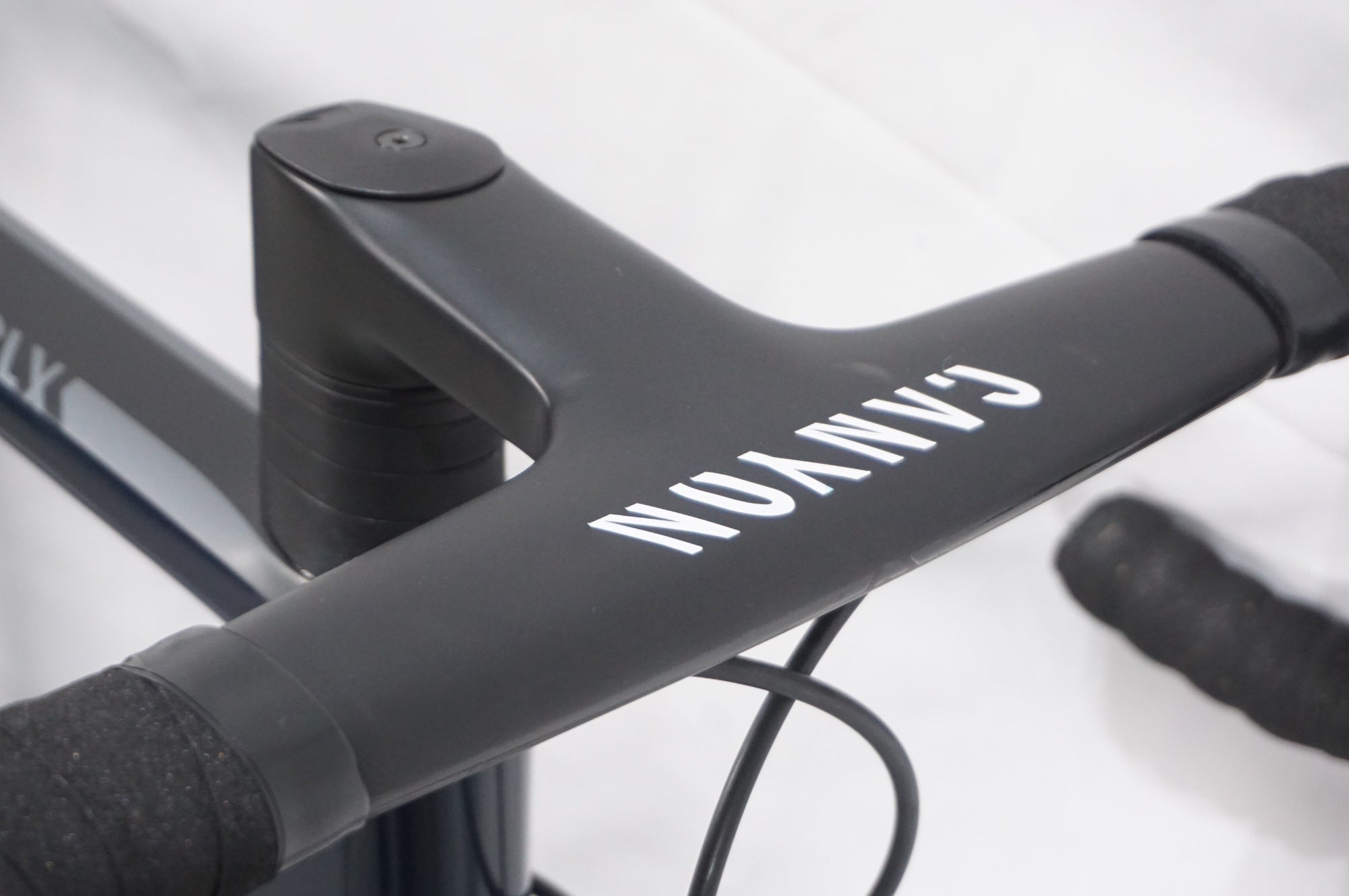 CANYON 「キャニオン」 ULTIMATE CF SLX 9.0 DISC 2020年モデル ロードバイク / AKIBA店