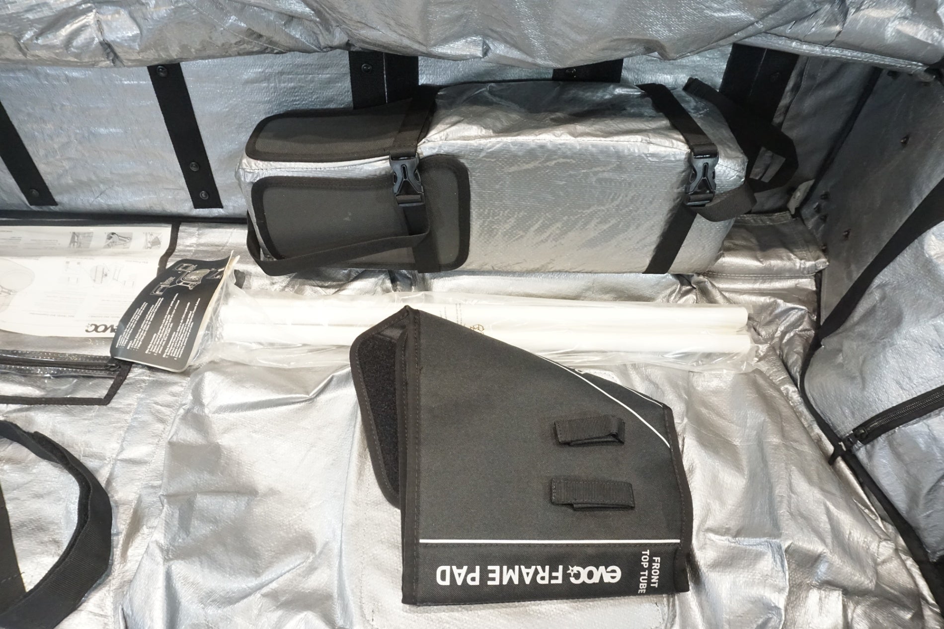 EVOC 「イーボック」 MACASKILL トラベルバッグ / 横浜戸塚店