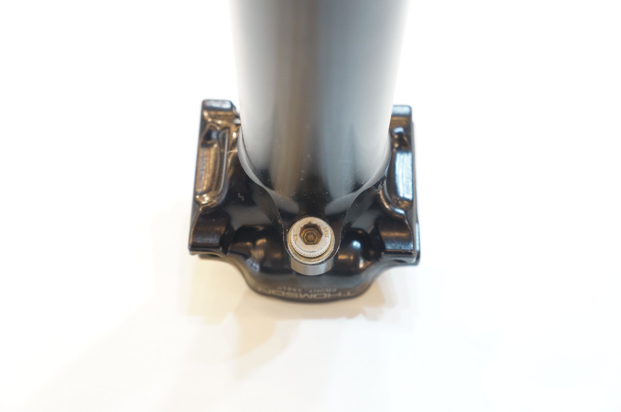 THOMSON 「トムソン」 ELITE φ30.9 305mm シートポスト / バイチャリ浦和ベース
