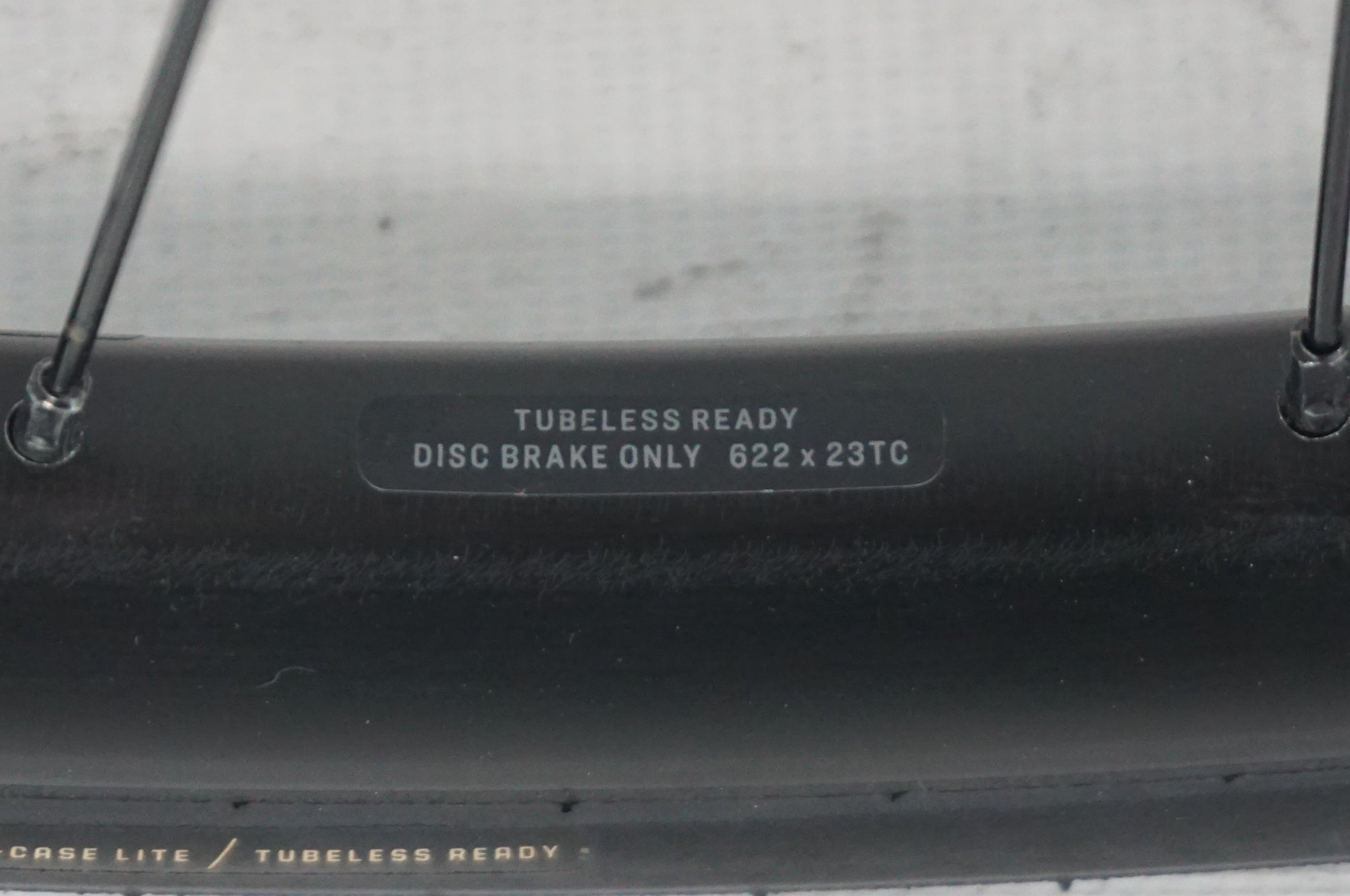 BONTRAGER 「ボントレガー」 PARADIGM TLR23 DISC シマノ11速 ホイールセット / 阪急塚口店
