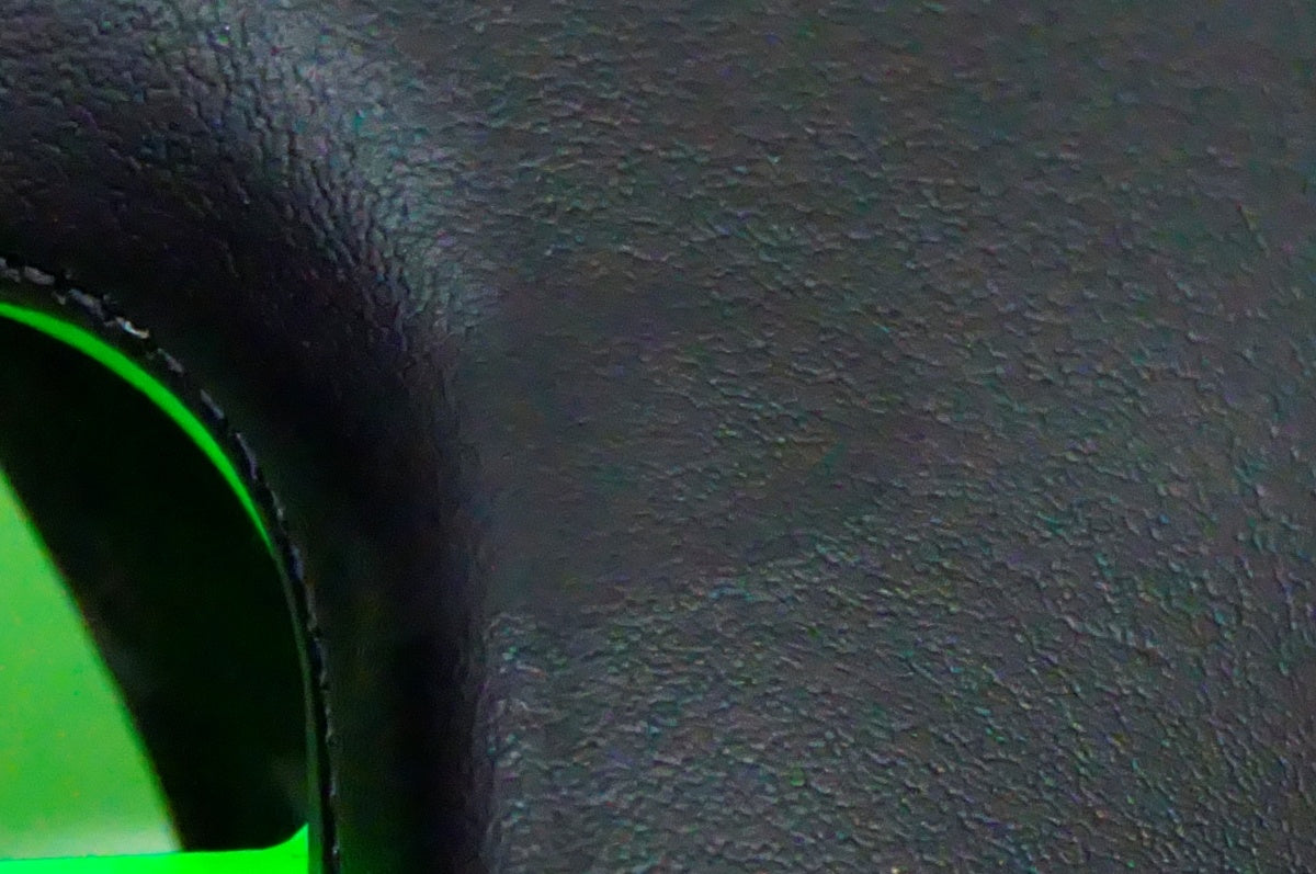 ASTUTE 「アスチュート」 SKYLITE VT CARBON NIO サドル / 名古屋大須店