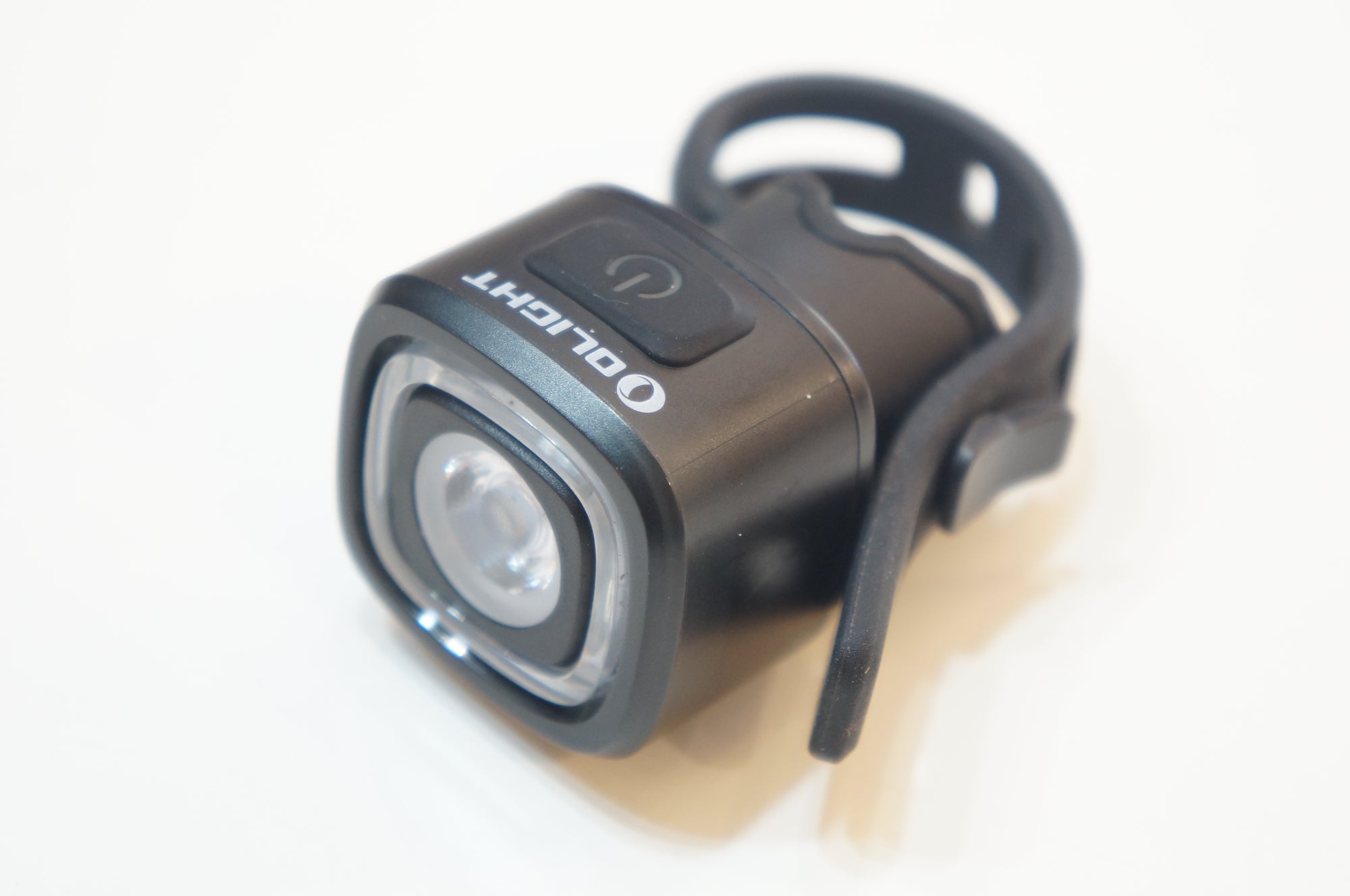 OLIGHT 「オーライト」 MAGICSHINE リアライト / バイチャリ浦和ベース