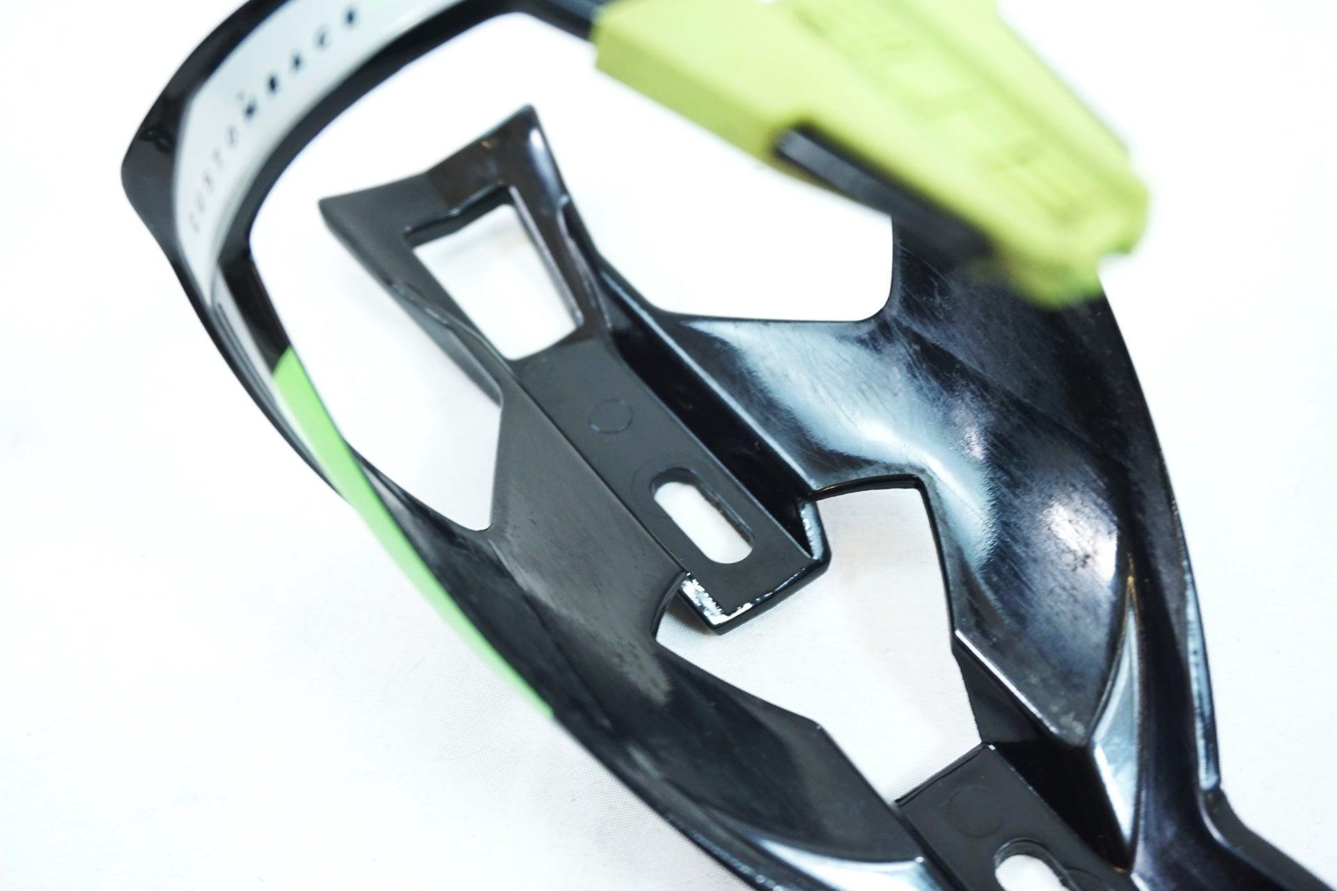 ELITE 「エリート」 CUSTOMRACEPLUS ボトルケージセット / 有明ガーデン店