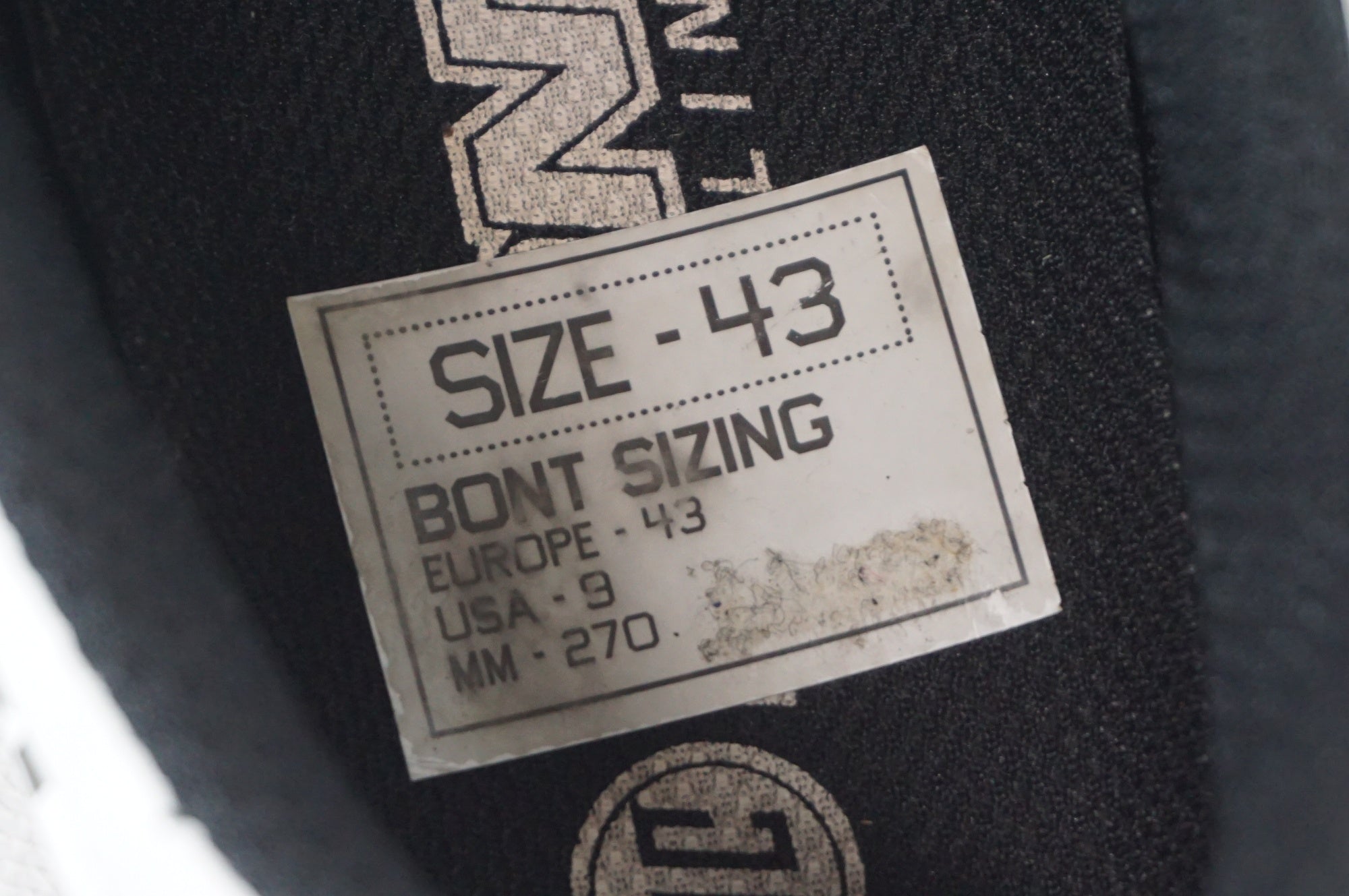 BONT 「ボント」 RIOT ROAD+ 43(27.0cm) シューズ / 阪急塚口店