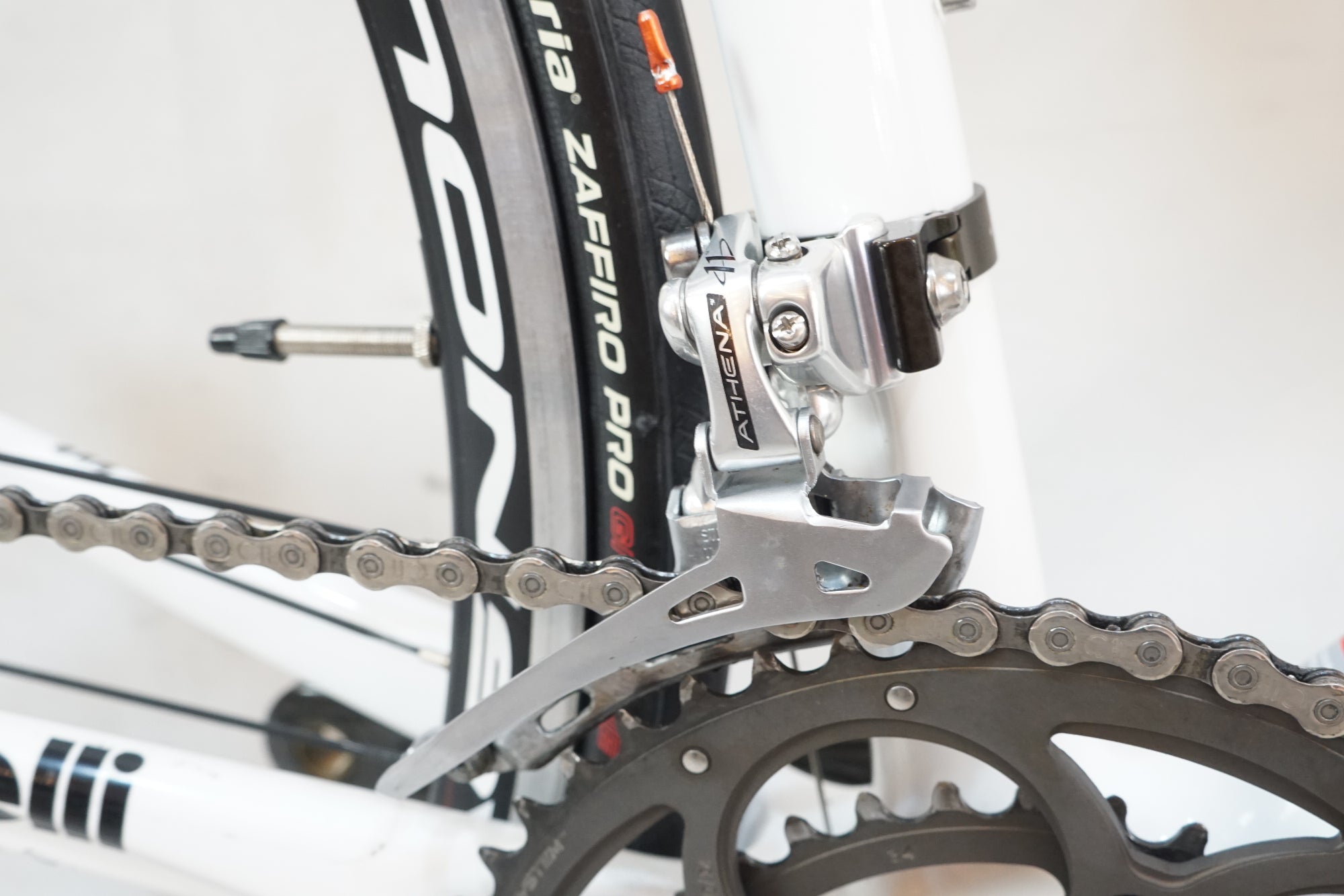 CINELLI 「チネリ」 THE MACHINE 2010年モデル ロードバイク / バイチャリ浦和ベース