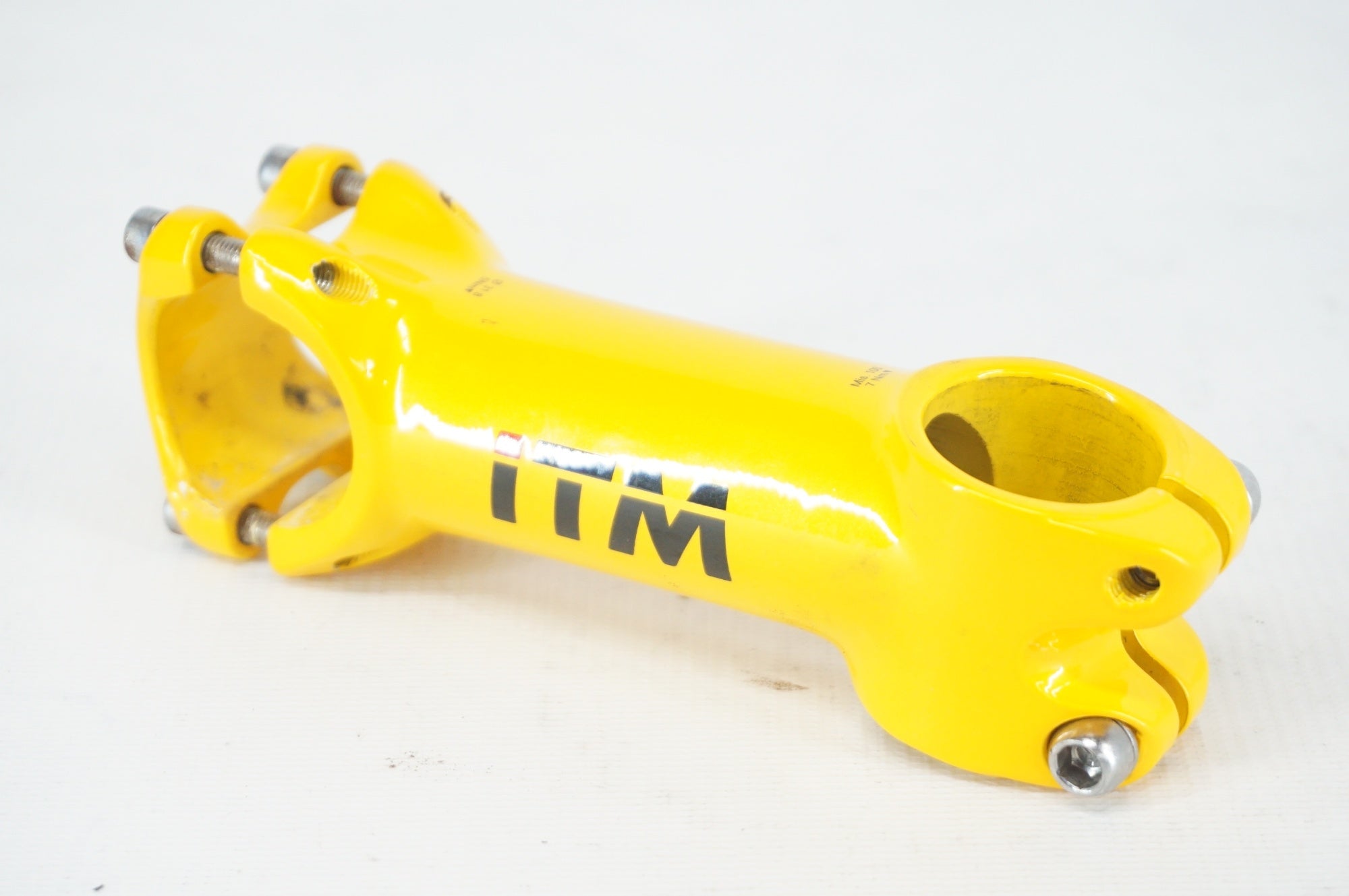 ITM 「アイティーエム」 ALCOR 80 YELLOW Φ31.8 100mm ステム / 阪急塚口店