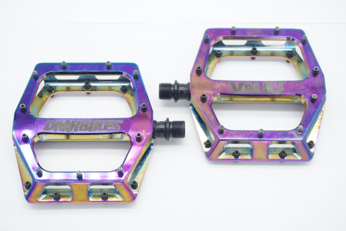 DMRBIKES 「ディーエムアールバイクス」 VAULT PEDAL LACON ペダル / 滋賀大津店