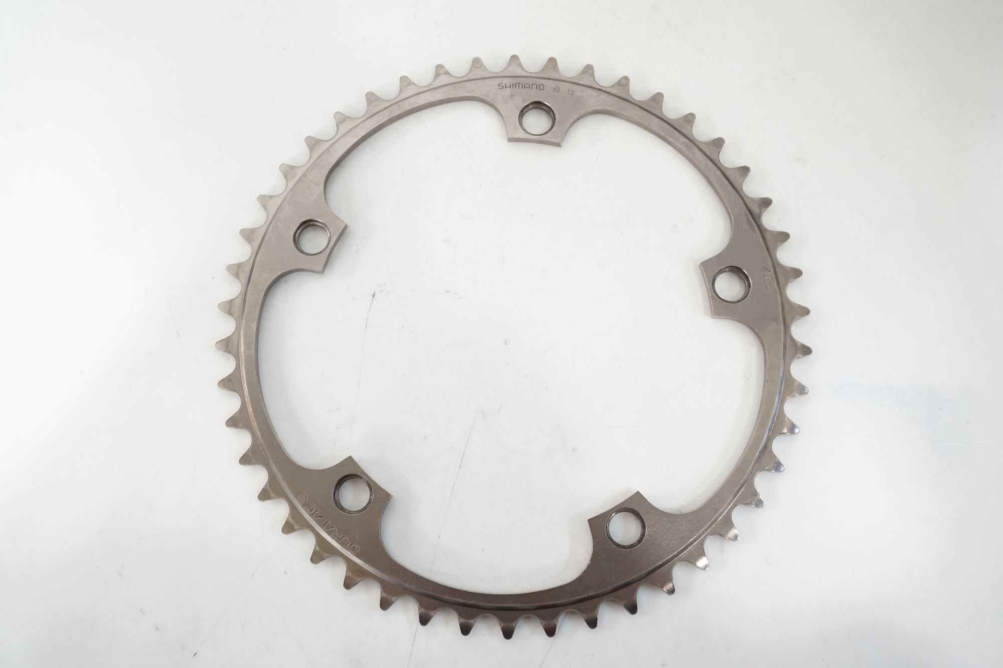 シマノ（Shimano）600 3アーム用チェーンリング 46T 新品未使用品 SHIMANO 「シマノ」 DURA-ACE NJS 46T チェーンリング / 大宮店